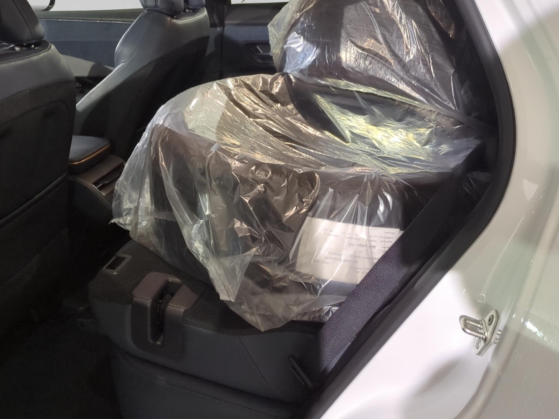 NISSAN Ariya 87 kWh e-4orce Evolve400 Allrad-image-14