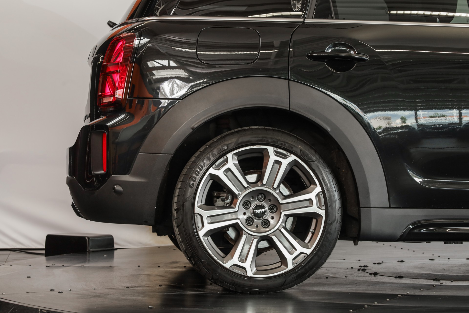 MINI Countryman Cooper SE Trafalgar ALL4 PHEV Steptronic-image-6