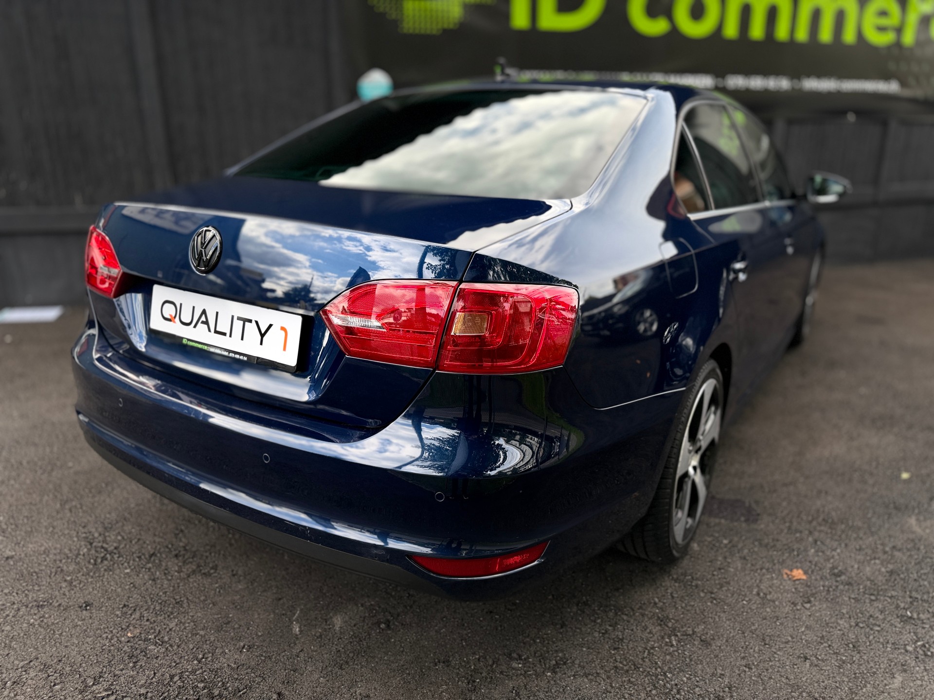 VW Jetta 2.0 TDI Highline DSG-image-6