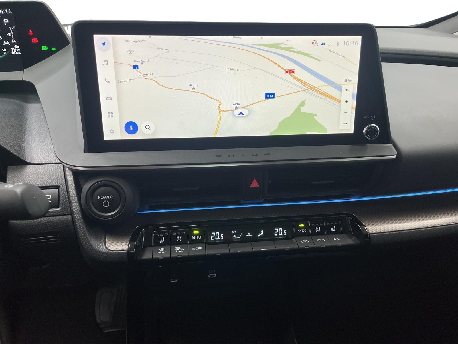 TOYOTA Prius 2.0 Plug-In-Hybrid Premium-image-8