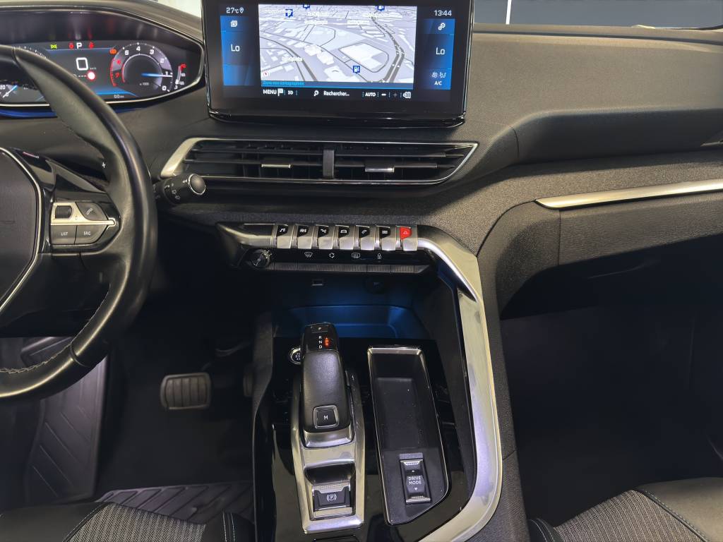 PEUGEOT 3008 1.2 PureTech Allure Pack EAT8-image-6