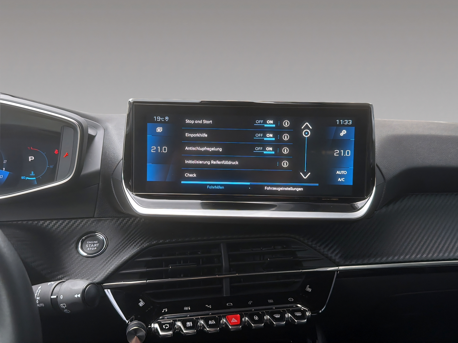 PEUGEOT 208 1.2 PureTech 100 Allure Pack-image-11