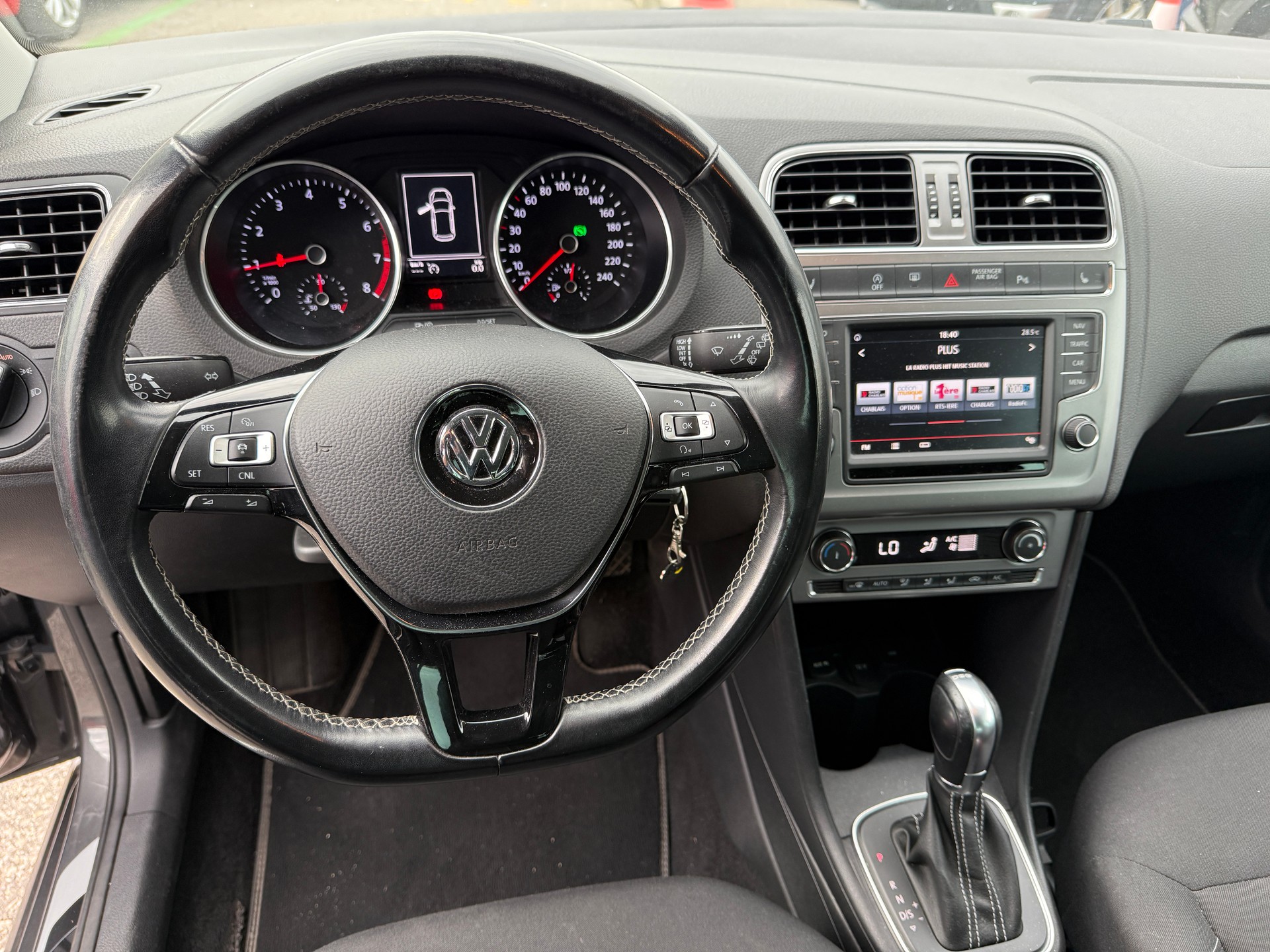 VW Polo 1.0 TSI BMT Lounge DSG - Camera - Navigation - Régulateur de Distance - Nouvelle Expertise - NEU MFK : 30.06.2026-image-19