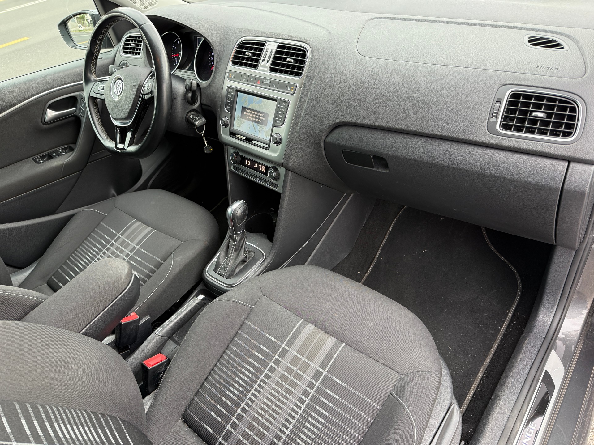 VW Polo 1.0 TSI BMT Lounge DSG - Camera - Navigation - Régulateur de Distance - Nouvelle Expertise - NEU MFK : 30.06.2026-image-14