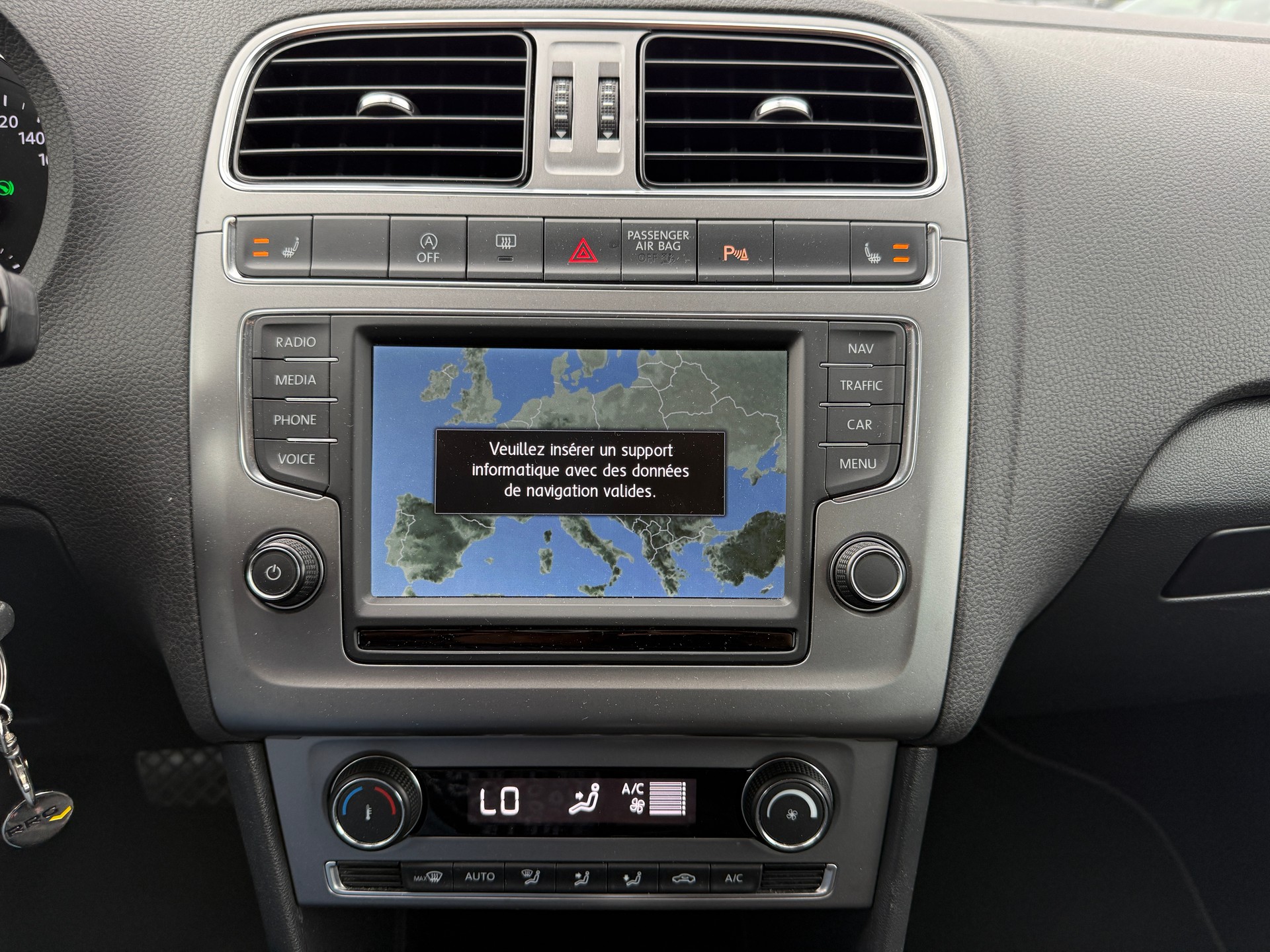 VW Polo 1.0 TSI BMT Lounge DSG - Camera - Navigation - Régulateur de Distance - Nouvelle Expertise - NEU MFK : 30.06.2026-image-26