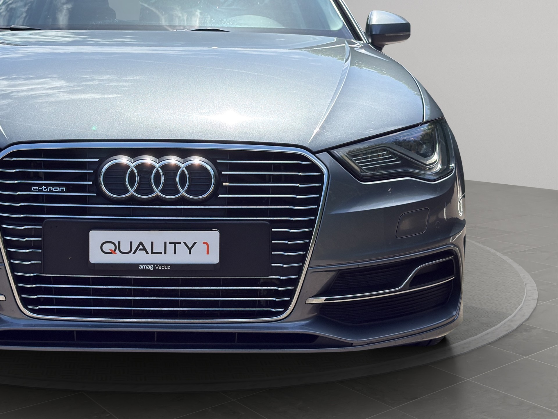 AUDI A3 Sportback 1.4 e-tron Ambition S-tronic-image-8