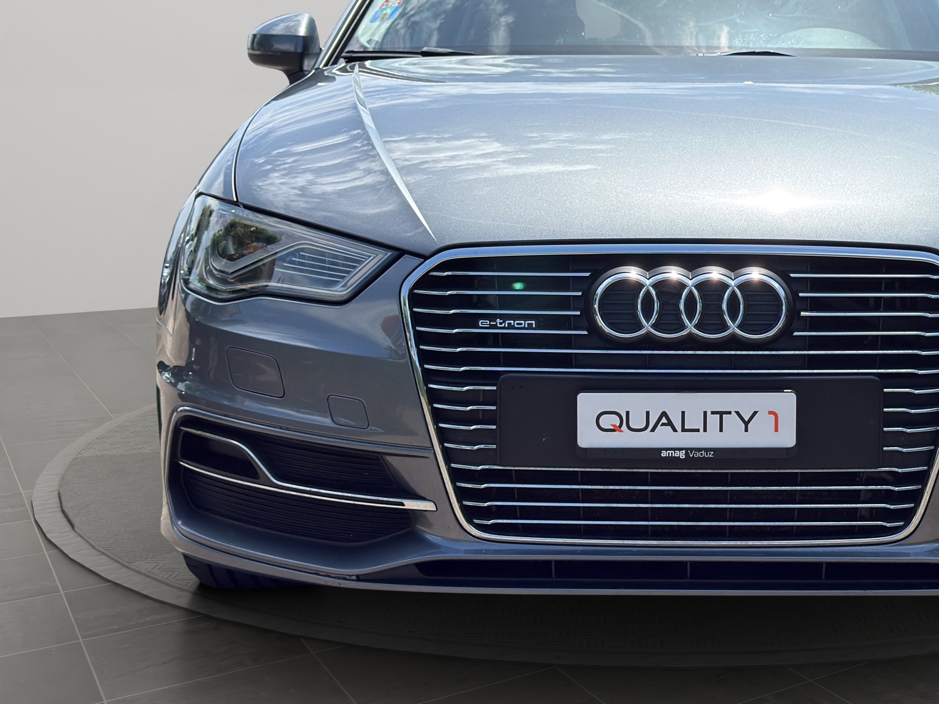 AUDI A3 Sportback 1.4 e-tron Ambition S-tronic-image-7