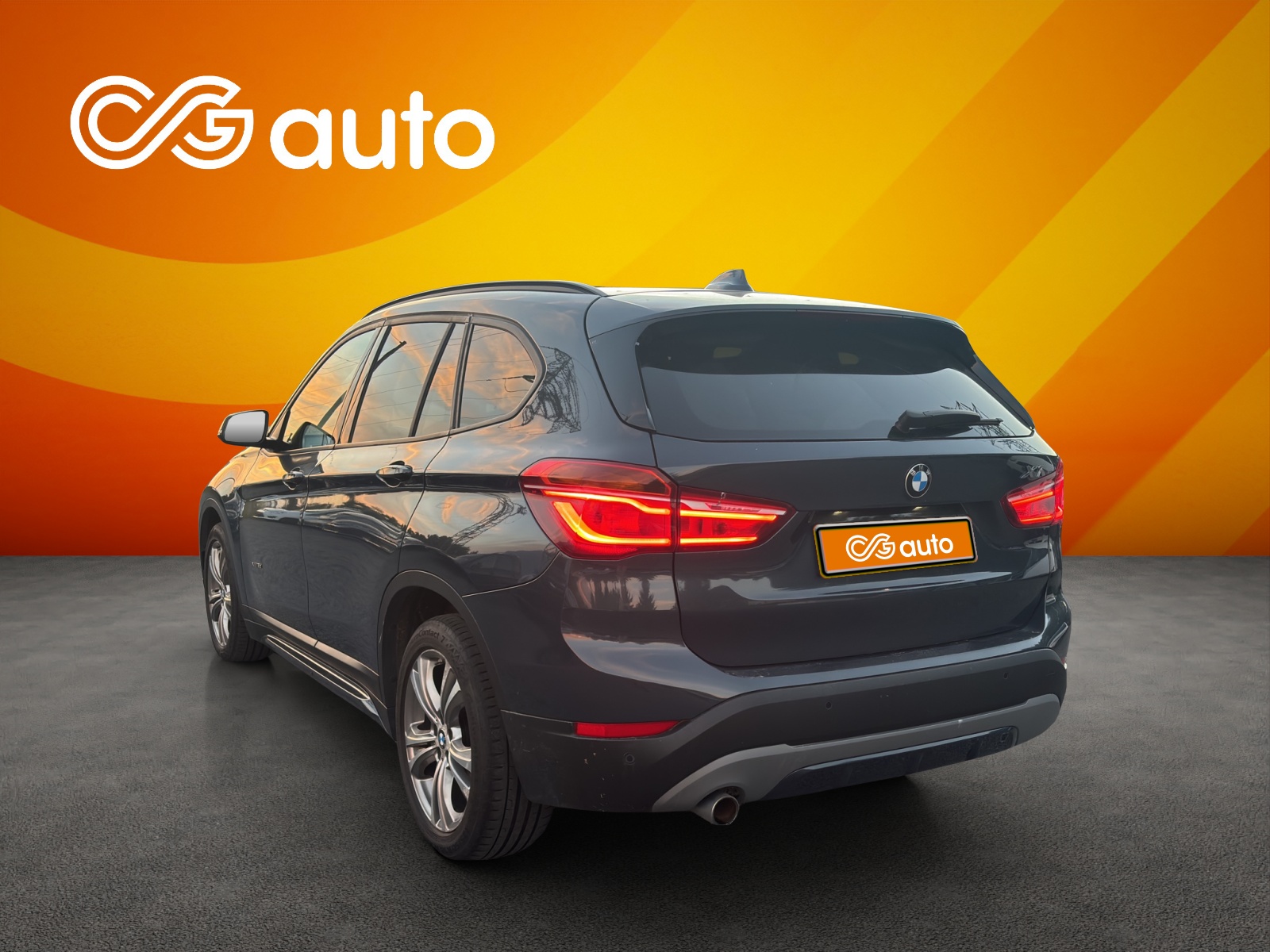 BMW X1 xDrive 18d Sport Line Steptronic-image-5