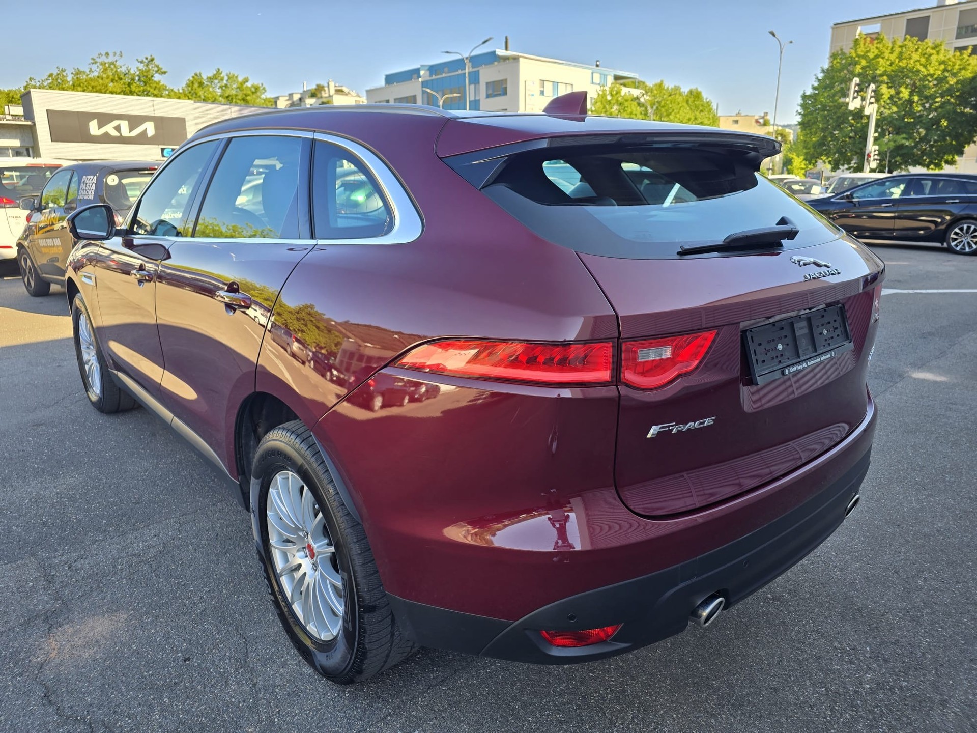 JAGUAR F-Pace 3.0 TD Prestige AWD Automatik-image-6