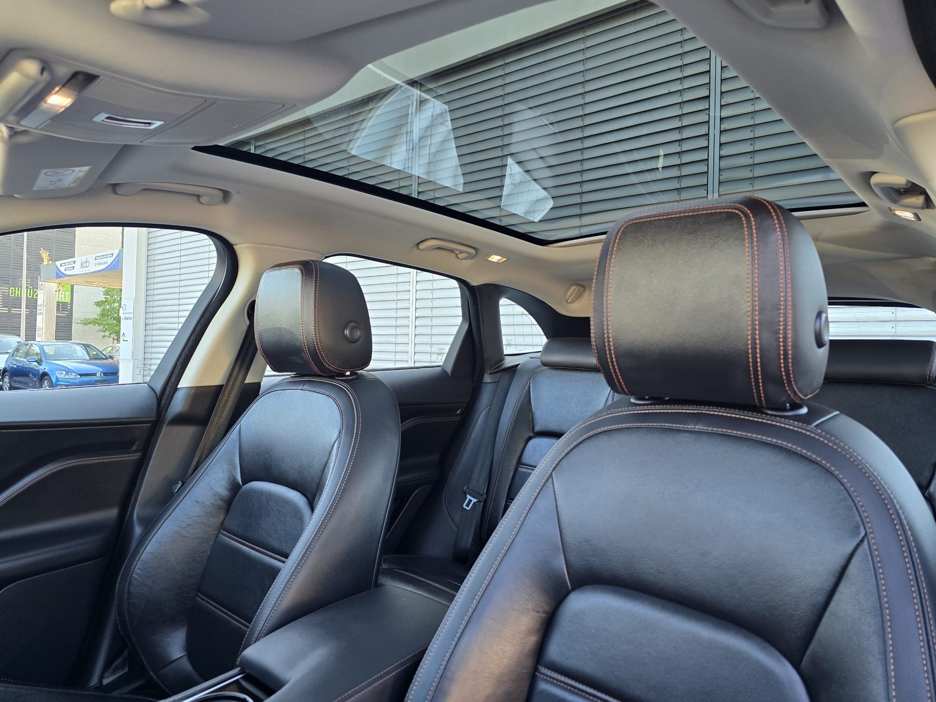 JAGUAR F-Pace 3.0 TD Prestige AWD Automatik-image-19