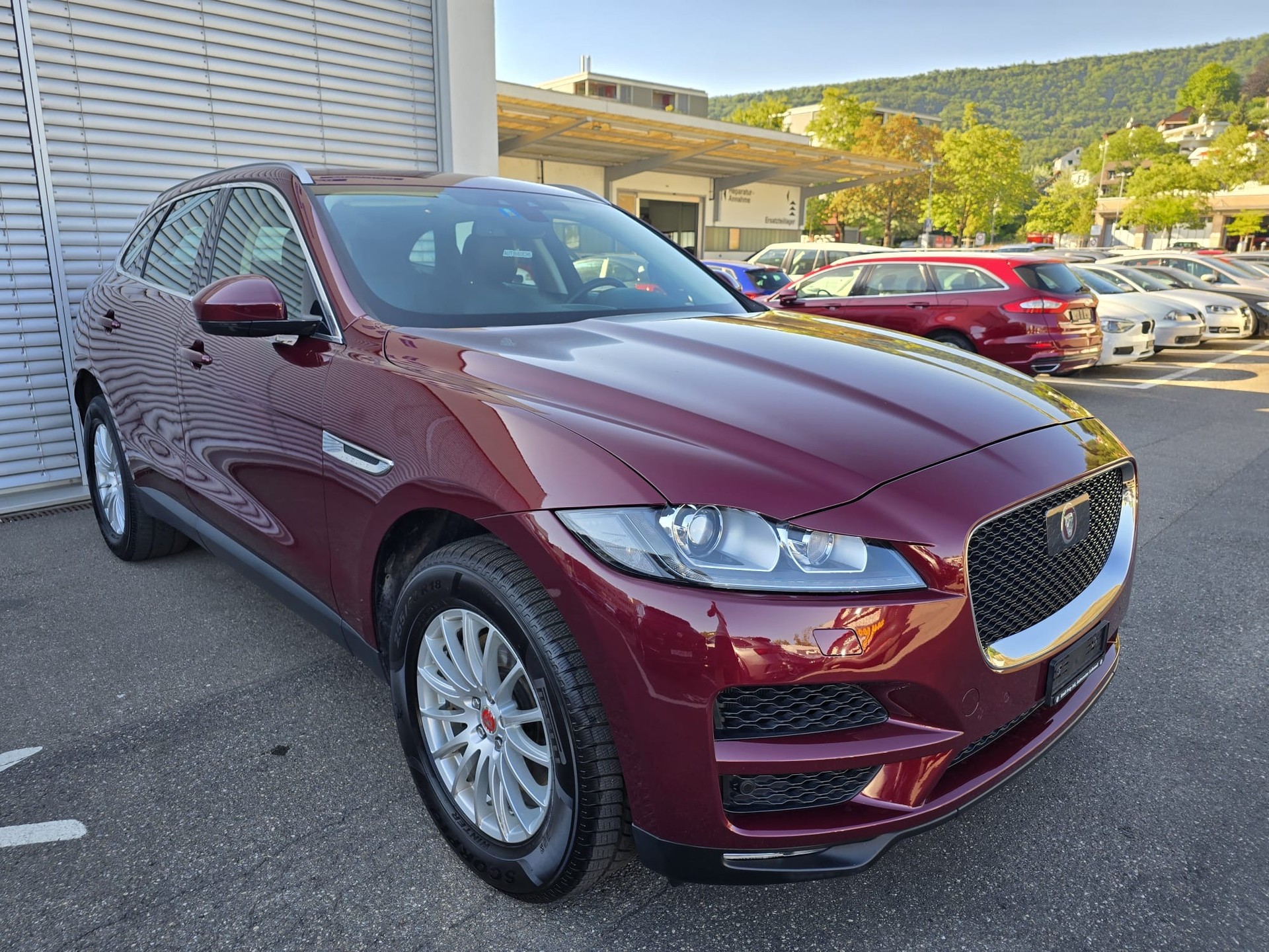 JAGUAR F-Pace 3.0 TD Prestige AWD Automatik-image-2
