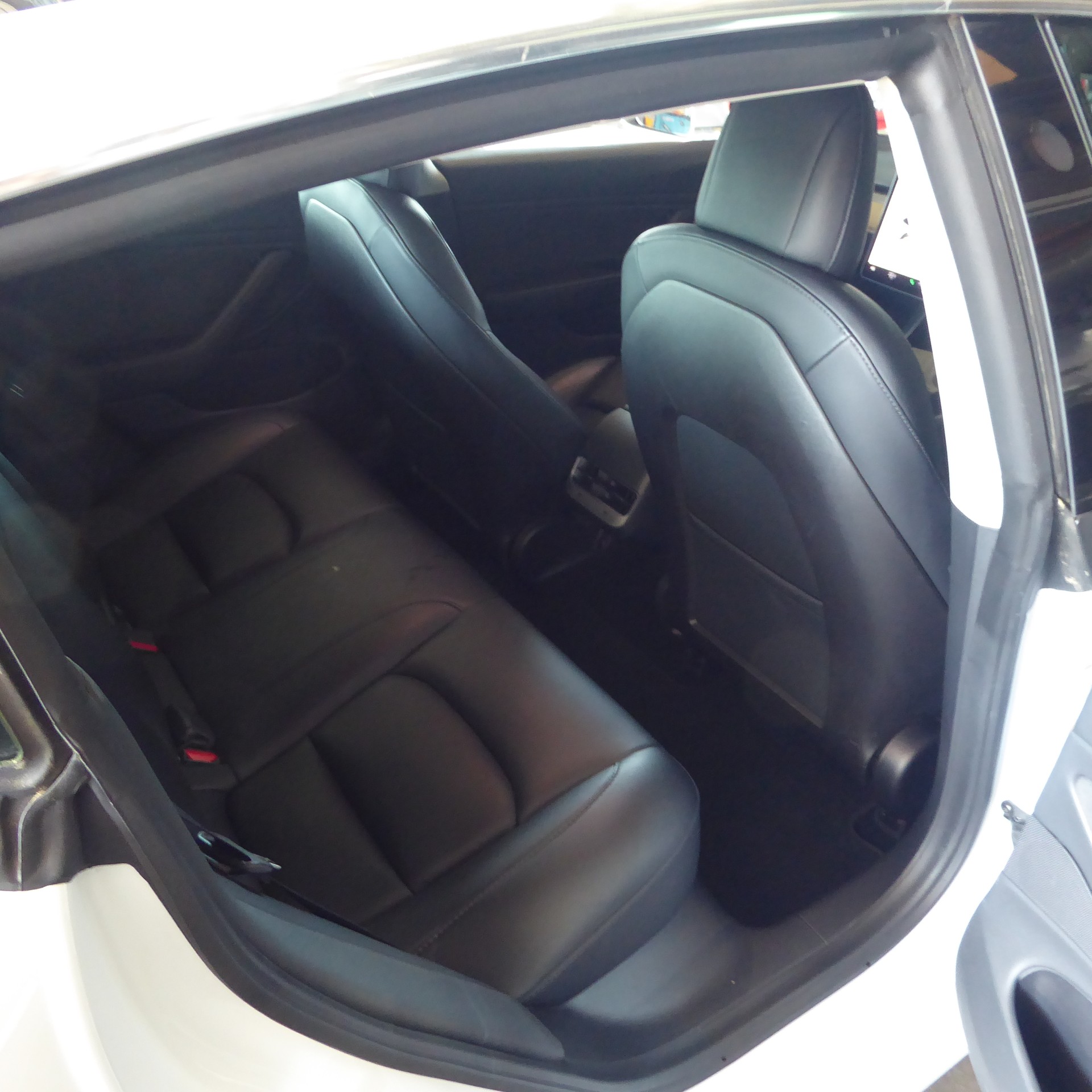 TESLA Model 3 Long Range Dual Motor AWD-image-5