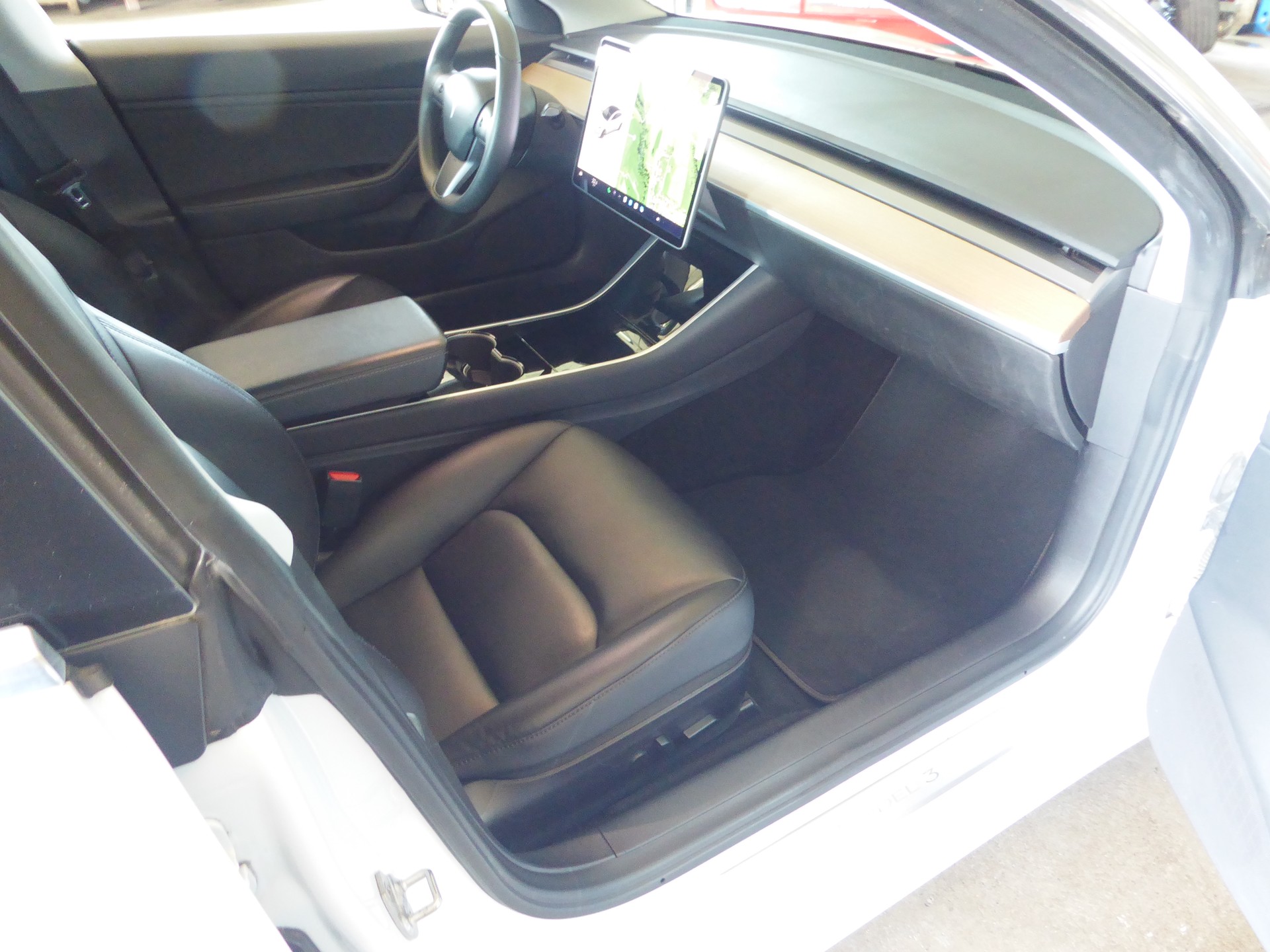 TESLA Model 3 Long Range Dual Motor AWD-image-6