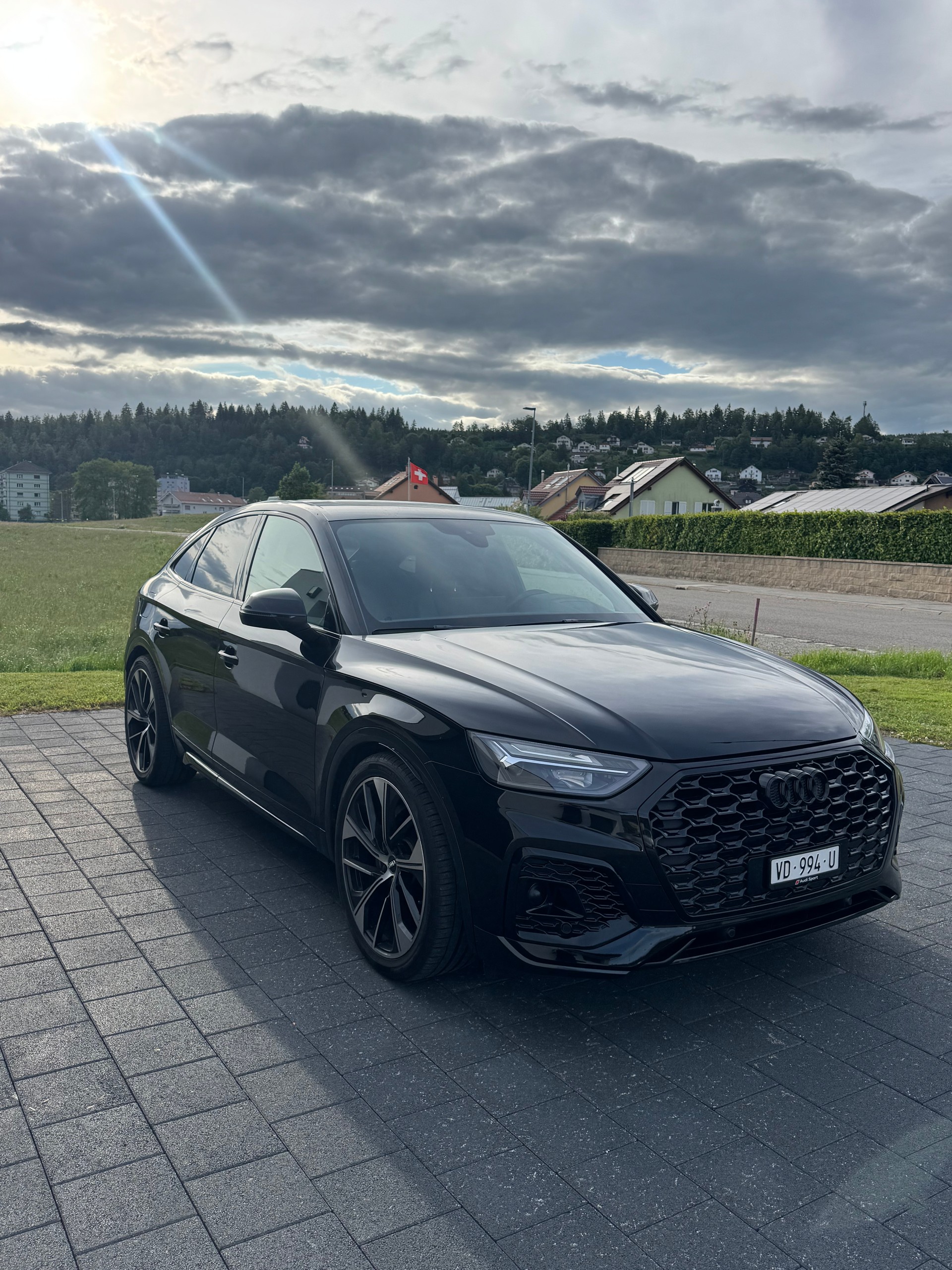 AUDI Q5 Sportback 45 TFSI S line quattro S-tronic-image-2