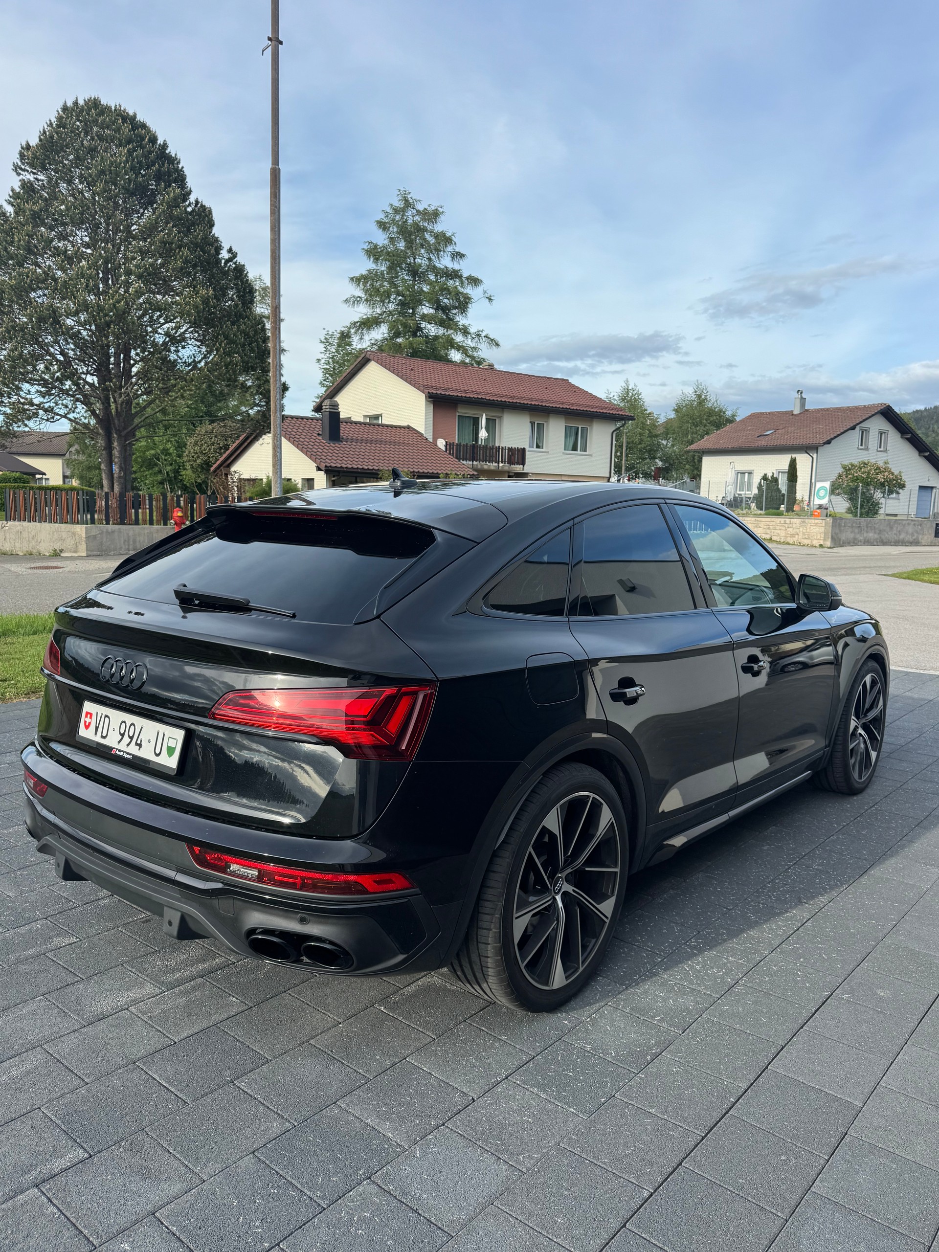 AUDI Q5 Sportback 45 TFSI S line quattro S-tronic-image-3