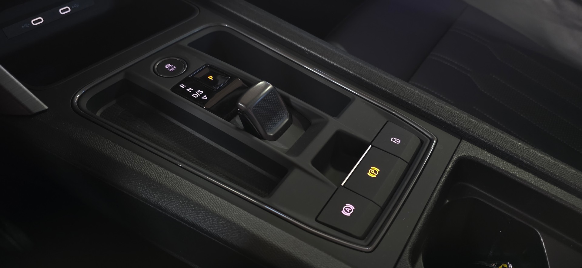 CUPRA Formentor 2.5TSI VZ5 4Drive DSG *ACC&LaneAssist*369°Kamera*Ambientebeleuchtung*AppleCarPlay&AndrioidAuto*-image-16