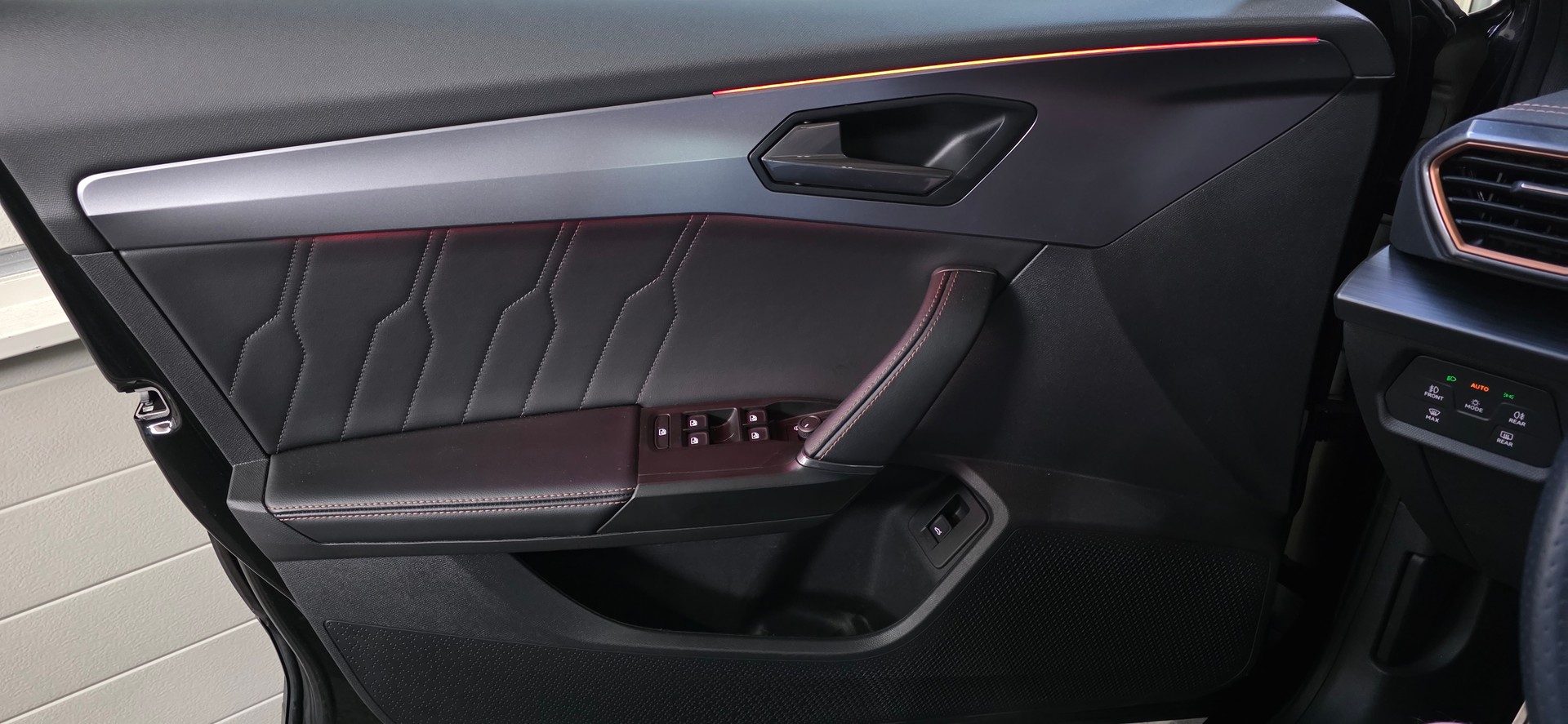 CUPRA Formentor 2.5TSI VZ5 4Drive DSG *ACC&LaneAssist*369°Kamera*Ambientebeleuchtung*AppleCarPlay&AndrioidAuto*-image-25