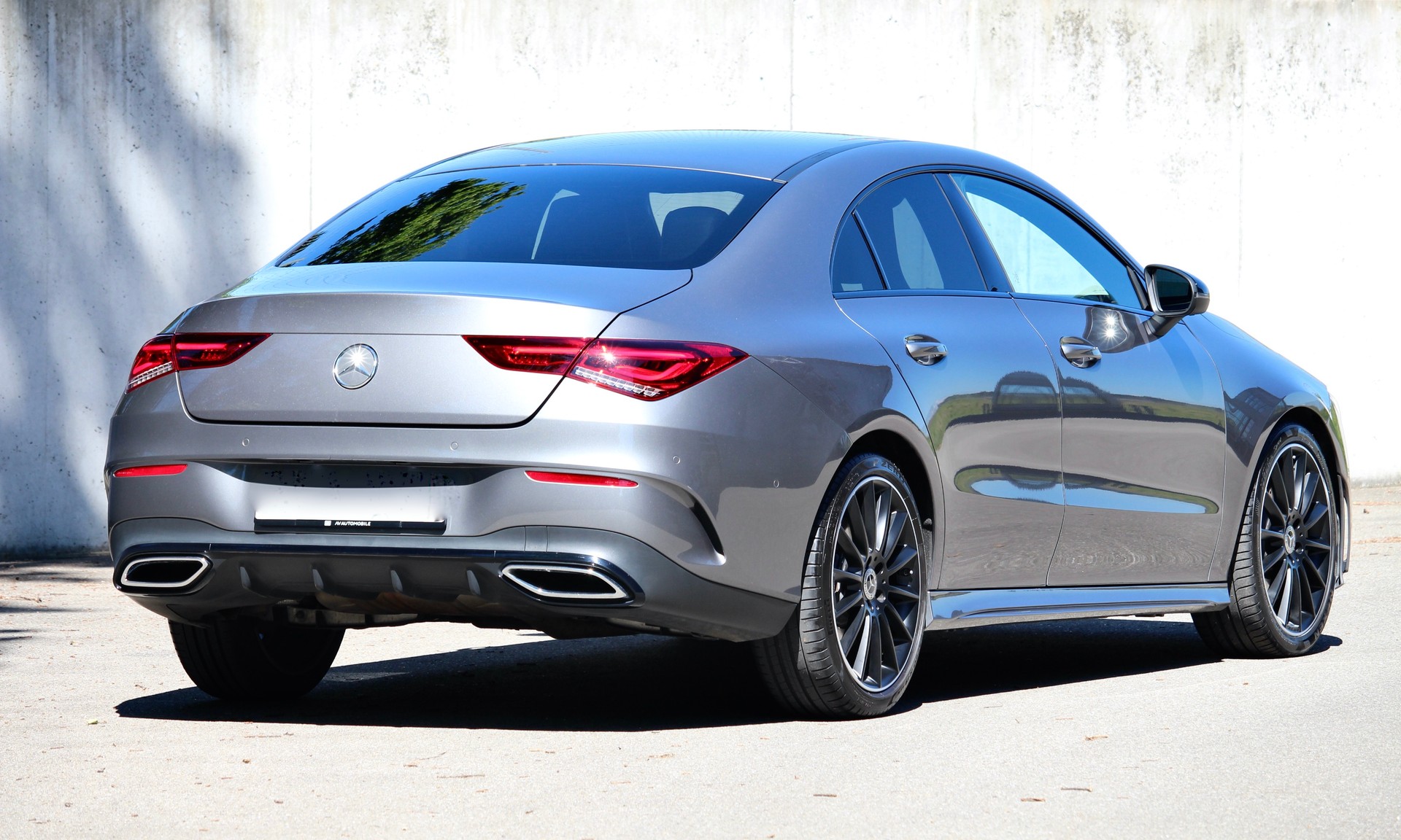 MERCEDES-BENZ CLA 220 AMG Line 7G-DCT 190PS • NIGHT Paket • 19" AMG Aluräder • Ambientebeleuchtung-image-4