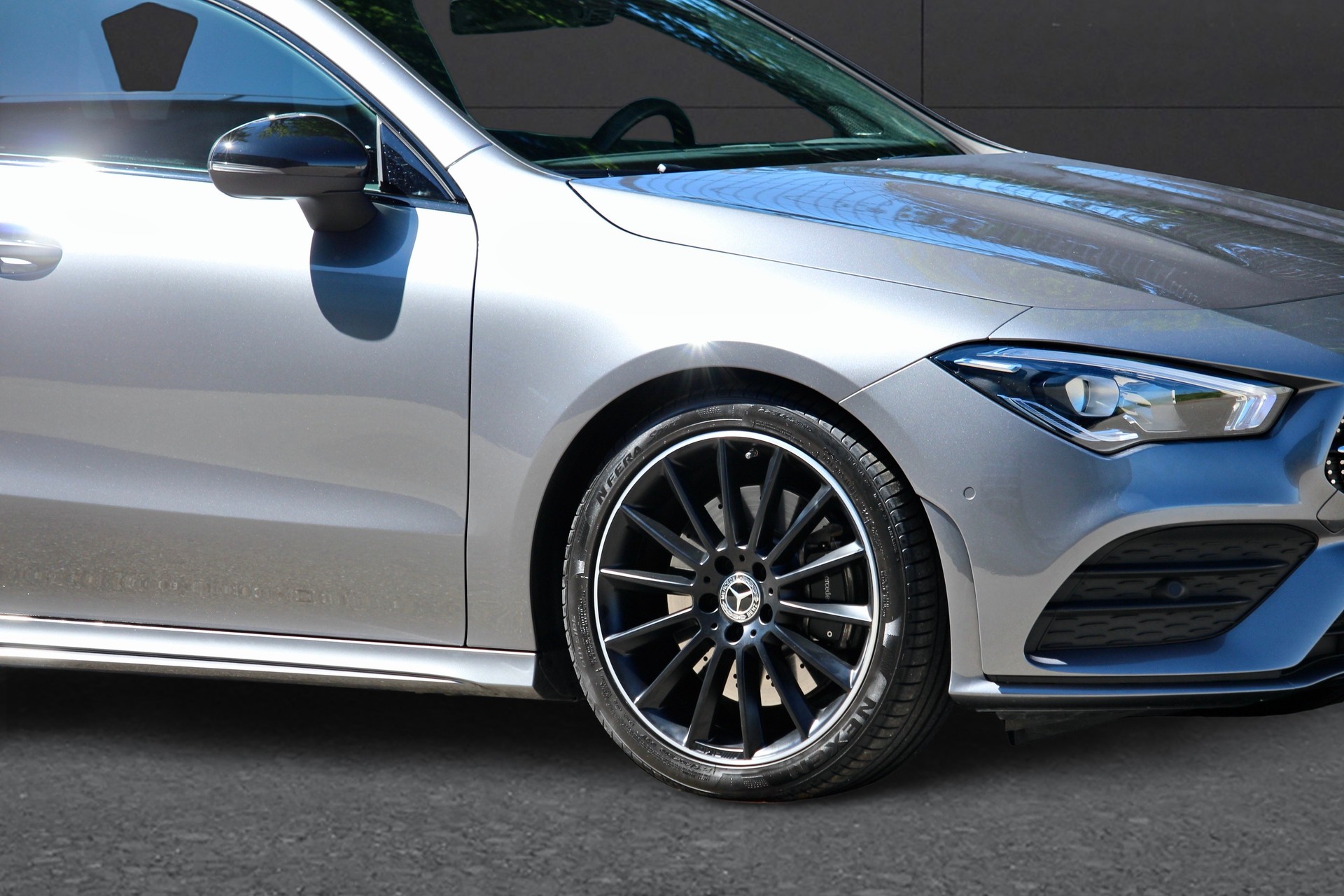 MERCEDES-BENZ CLA 220 AMG Line 7G-DCT 190PS • NIGHT Paket • 19" AMG Aluräder • Ambientebeleuchtung-showroom-element-2