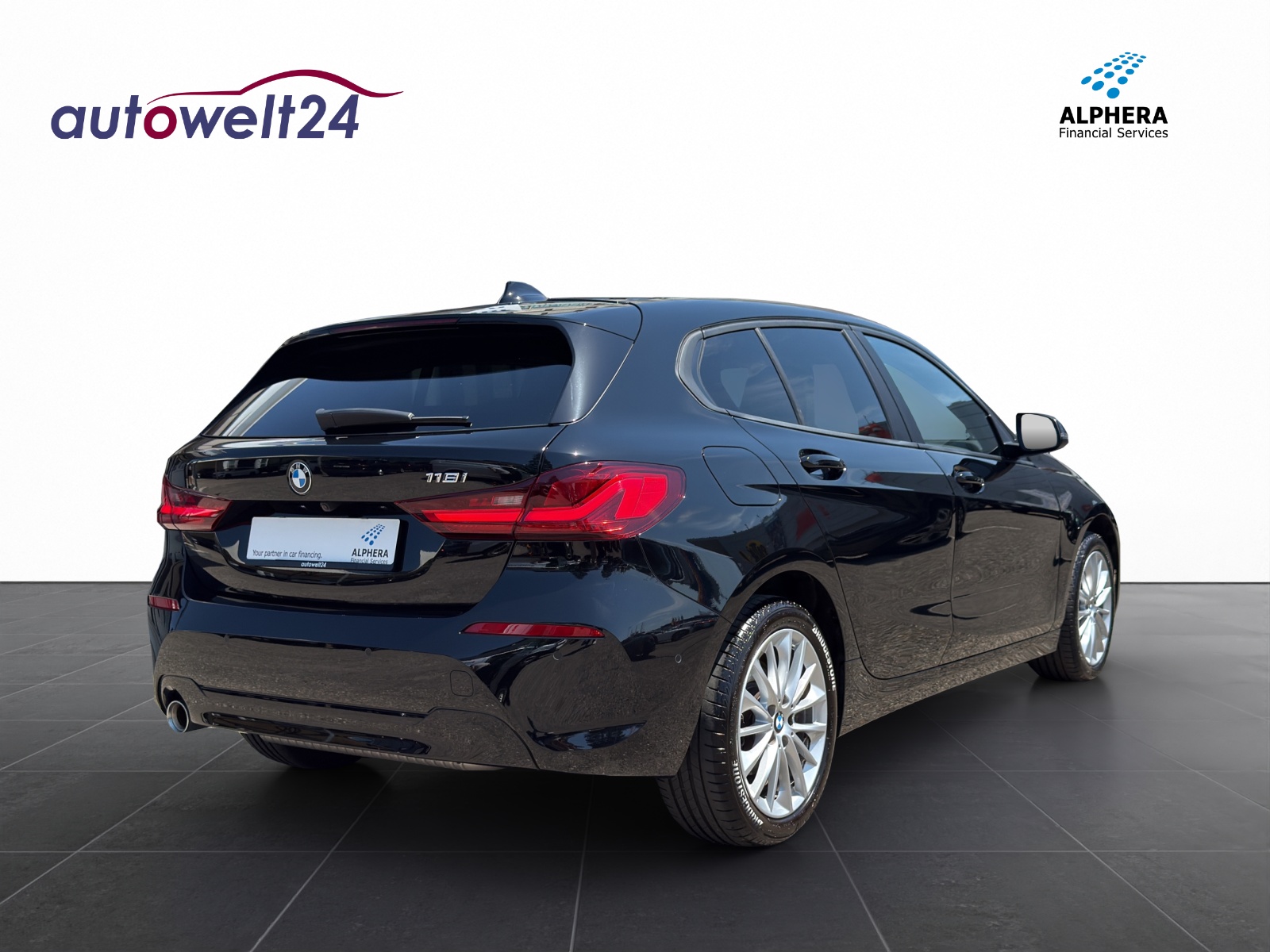BMW 118i Steptronic-image-4