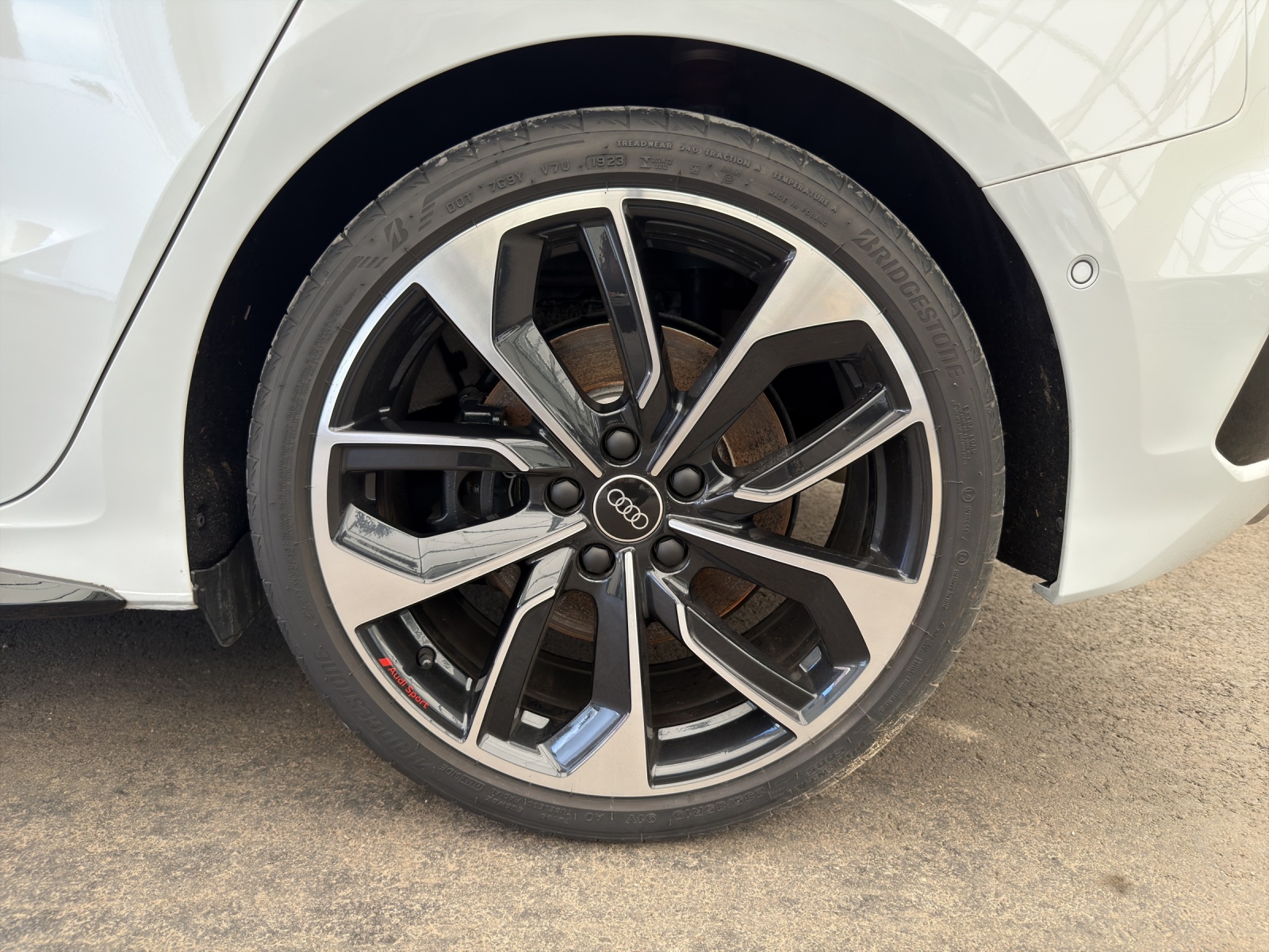 AUDI S3 Sportback 2.0 TFSI quattro S-tronic - Matrix-LED - Optikpaket Schwarz - Rückfahrkamera-image-11