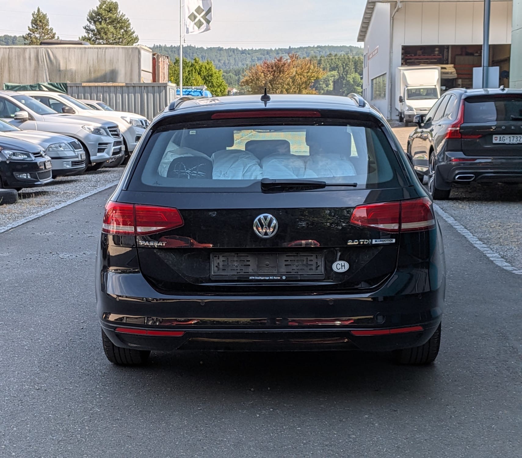 VW Passat Variant 2.0 TDI BMT Trendline DSG-image-4