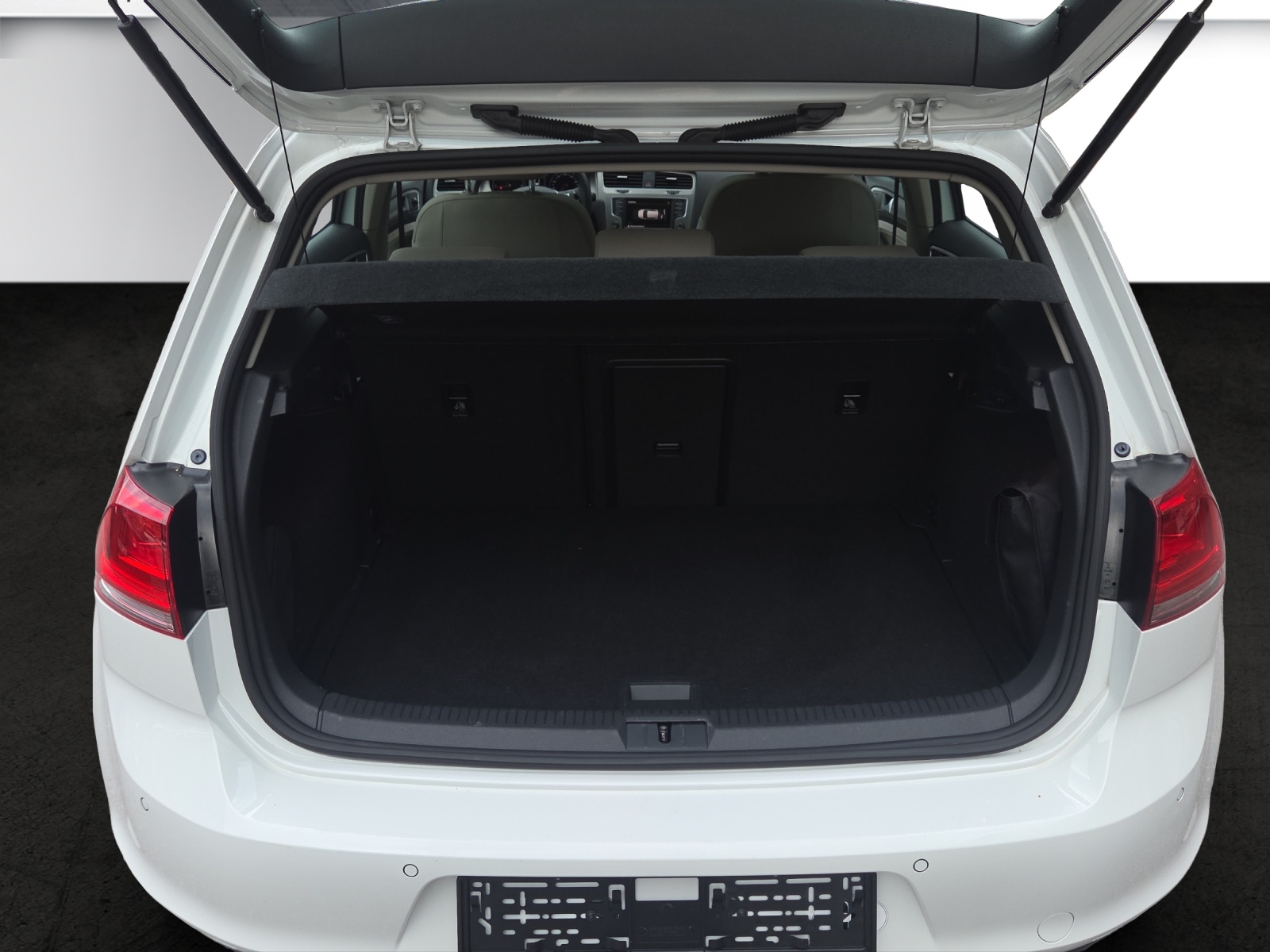 VW Golf 1.6 TDI Comfortline 4Motion-image-17