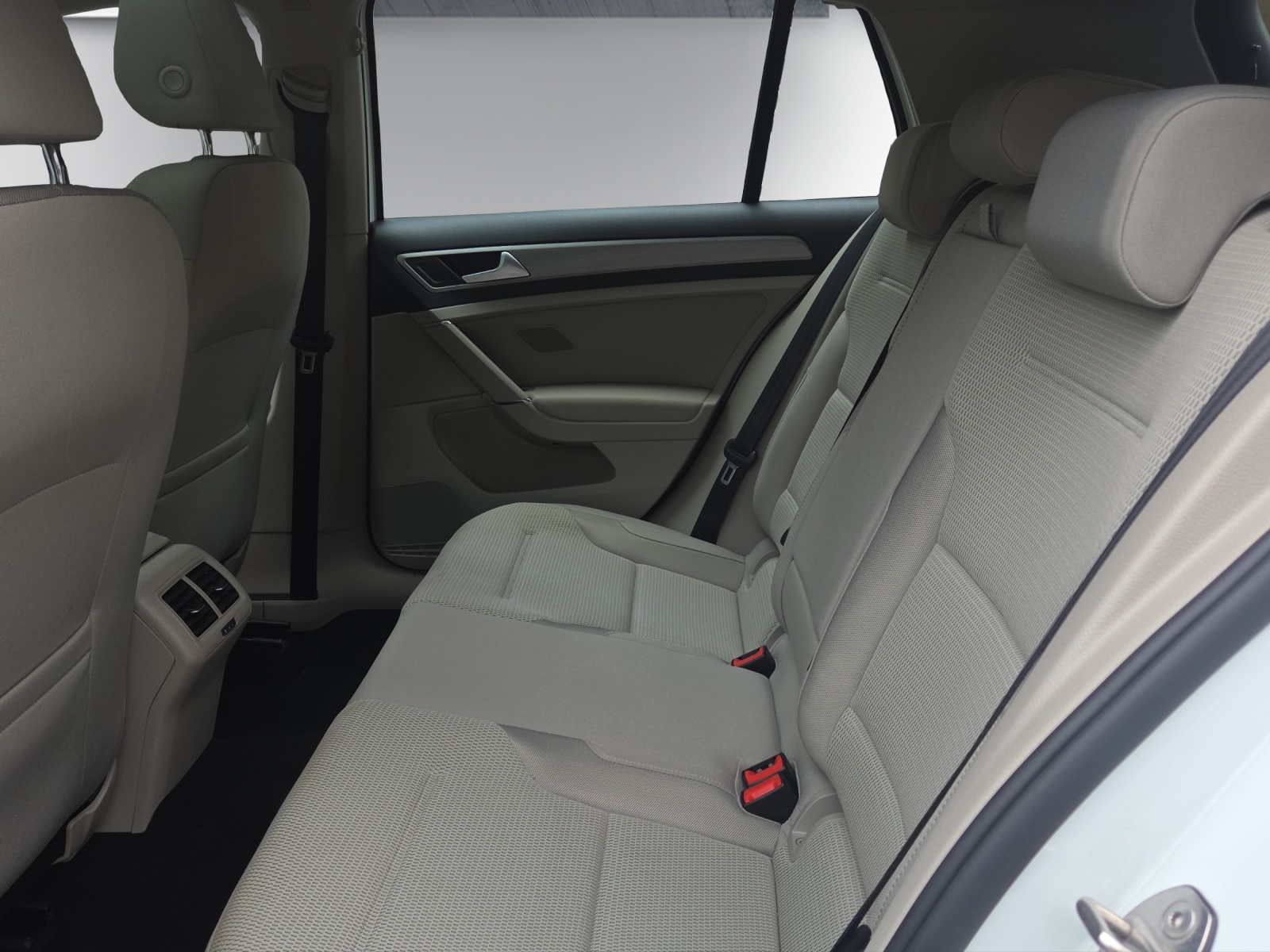 VW Golf 1.6 TDI Comfortline 4Motion-image-16