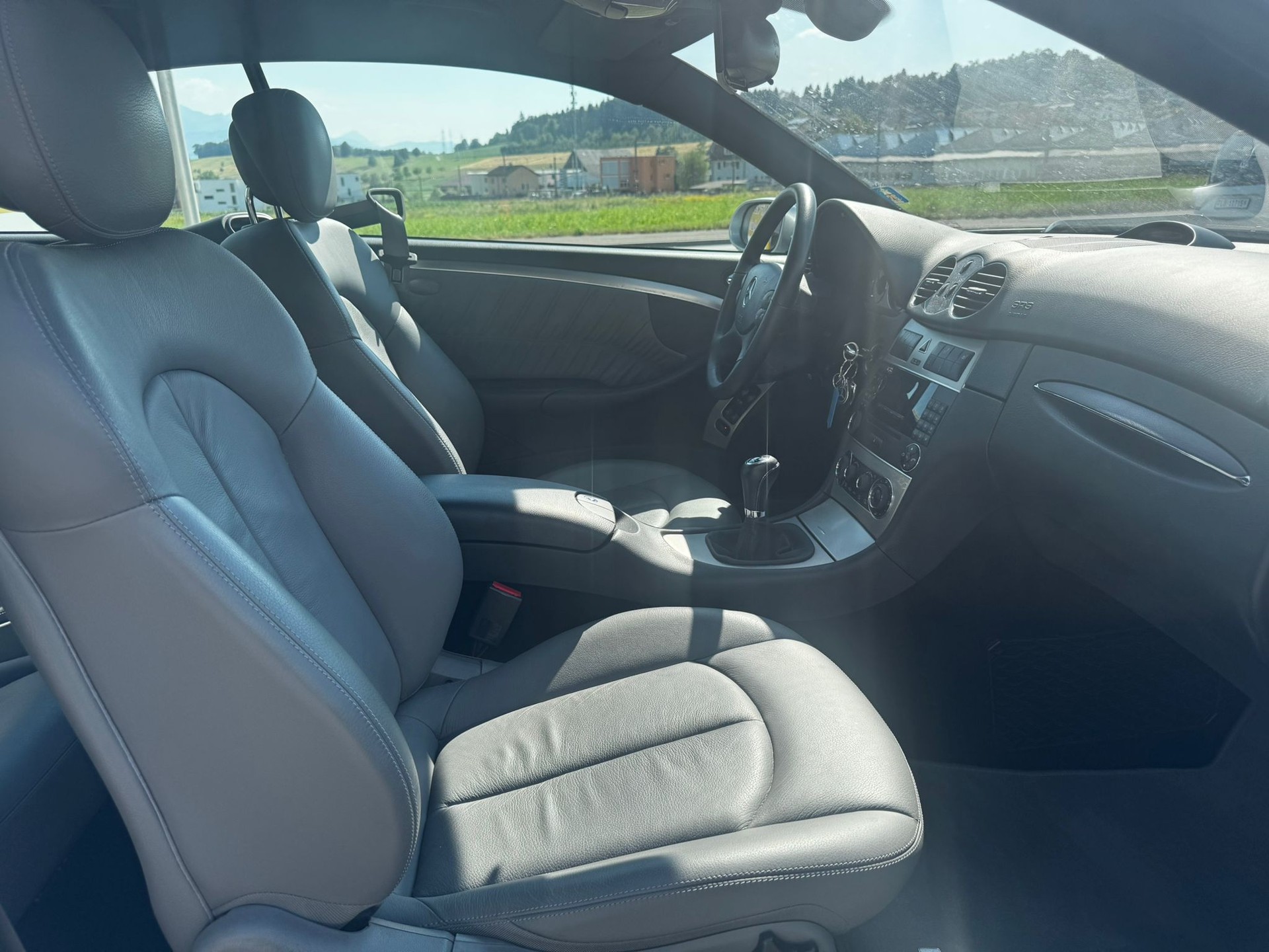 MERCEDES-BENZ CLK 200 Kompressor Elégance-image-10