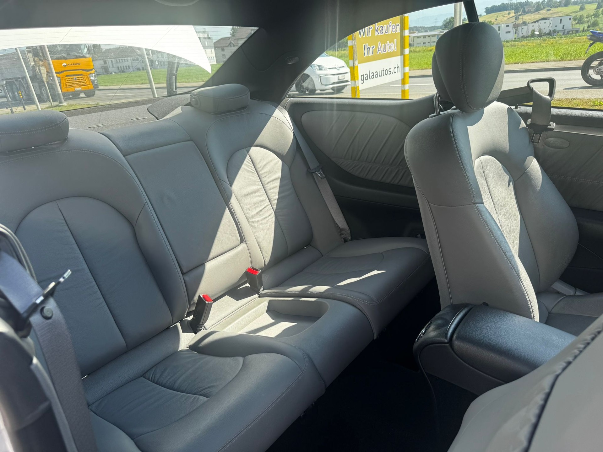 MERCEDES-BENZ CLK 200 Kompressor Elégance-image-11