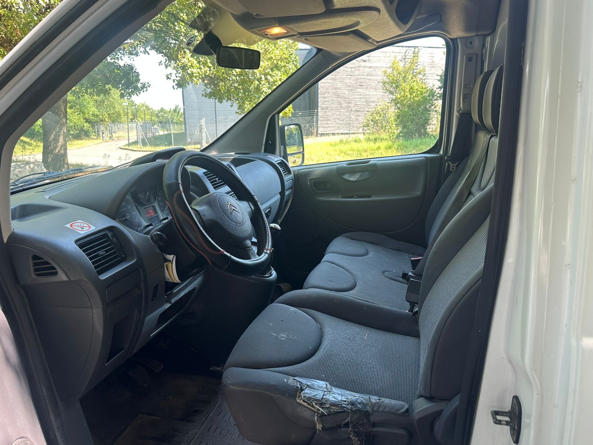 CITROEN Jumpy 1.6 HDi Komfort 12 L1H1-image-8