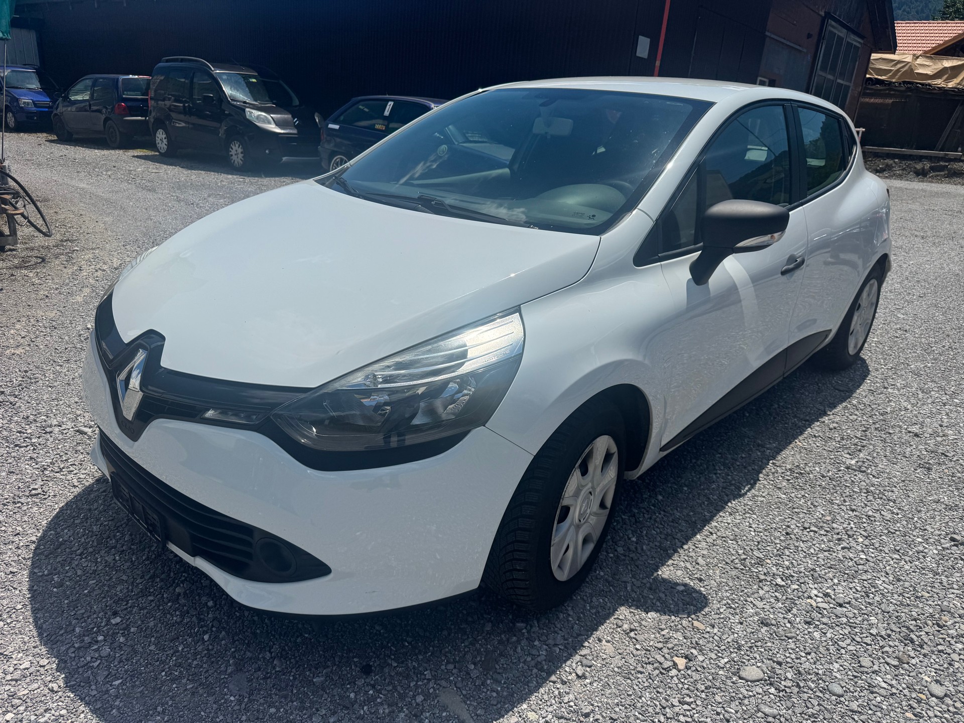 RENAULT Clio 1.2 16V Expression-image-0
