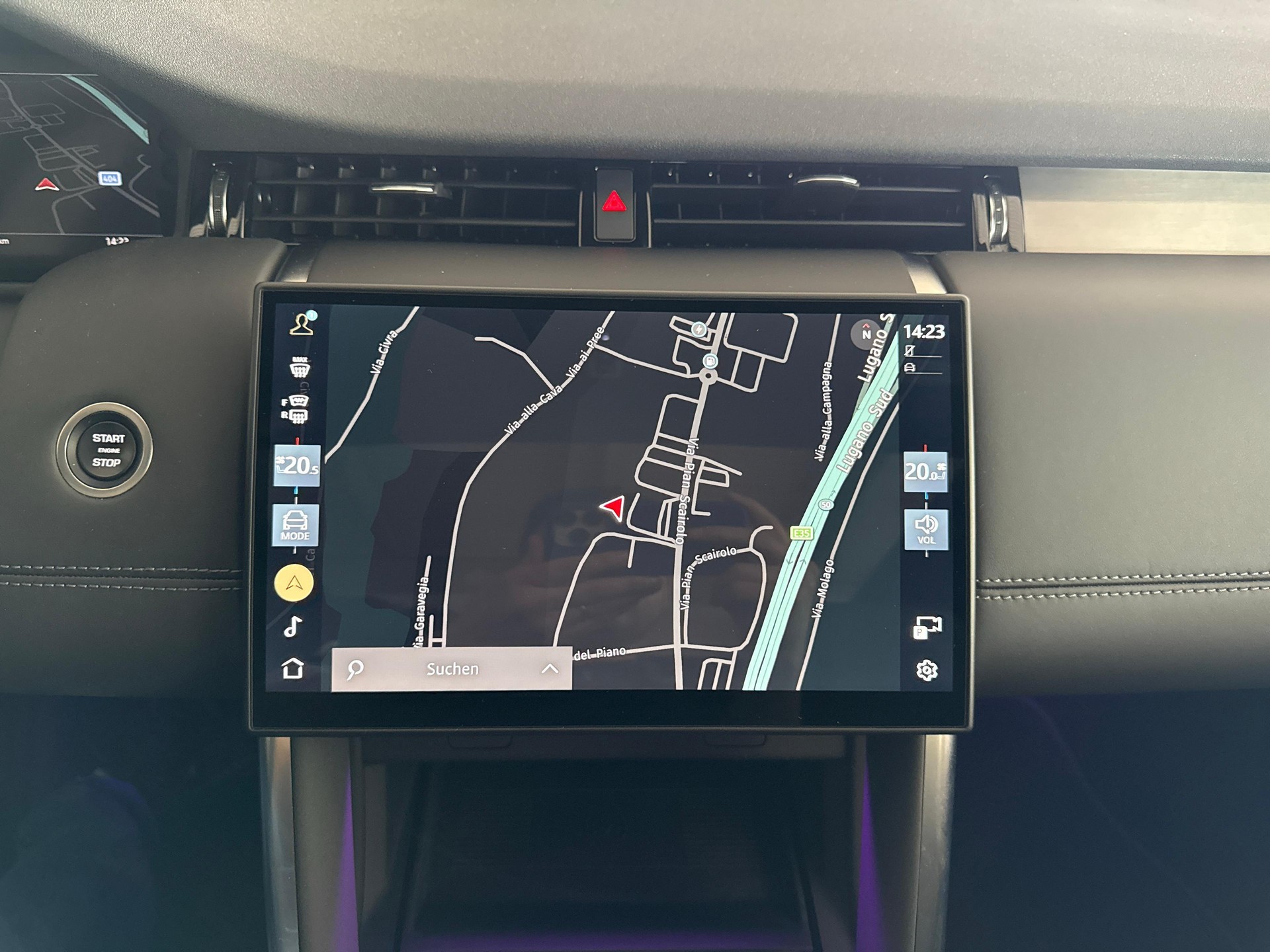 LAND ROVER Discovery Sport 1.5 T 270e Dynamic HSE - Gancio traino elettrico e Ruote invernali 20" inclusi-image-14