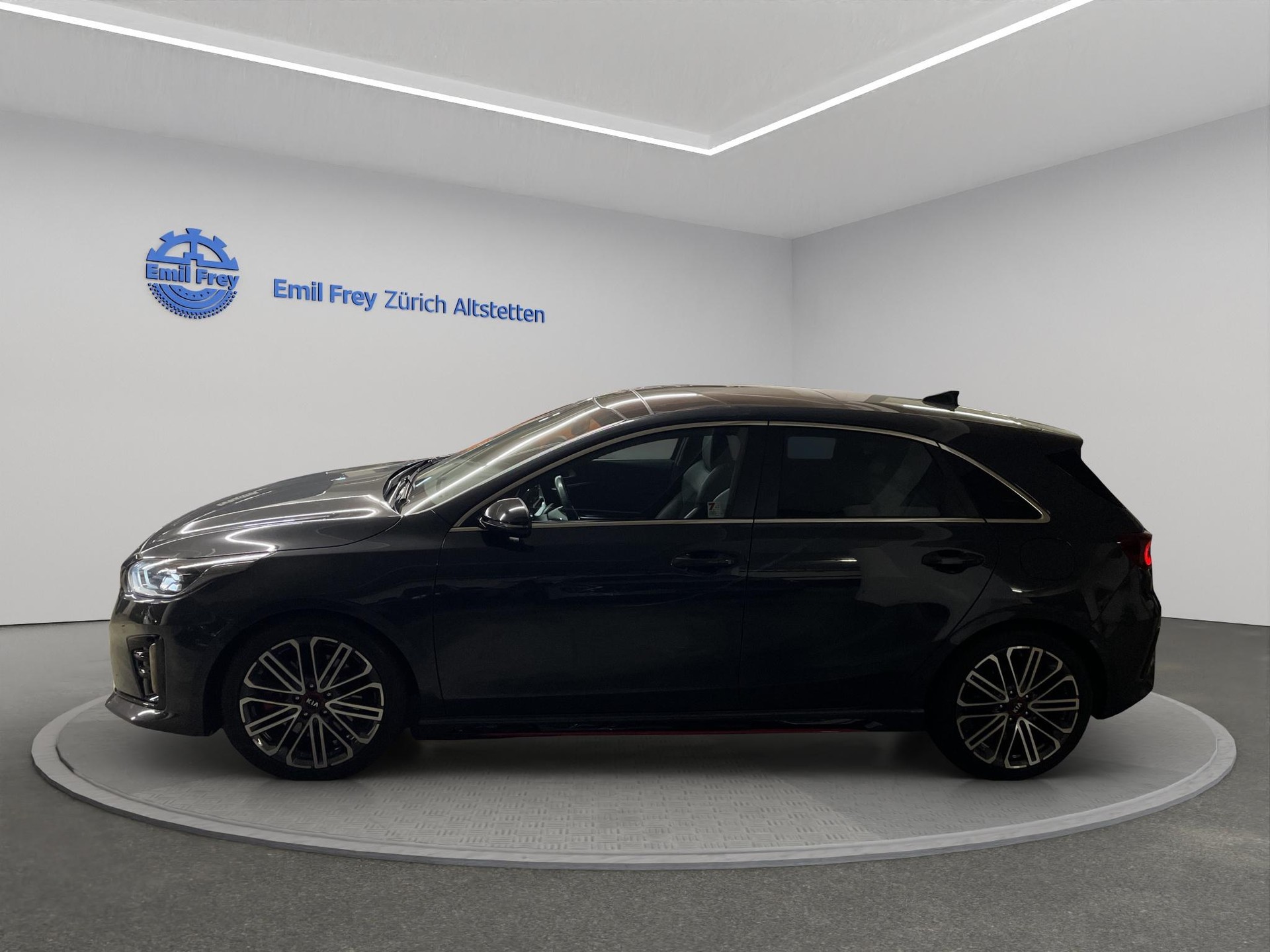 KIA Ceed 1.6 T-GDi GT-showroom-element-3