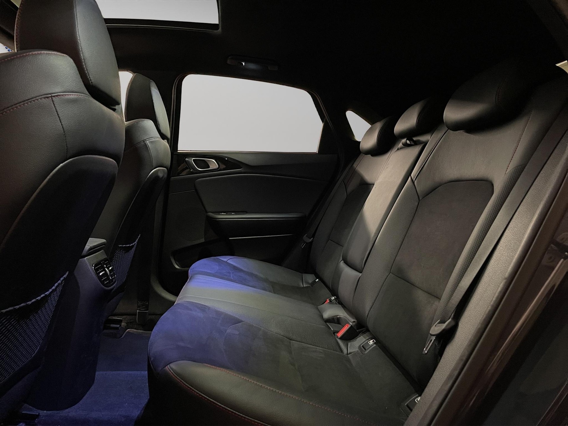 KIA Ceed 1.6 T-GDi GT-image-8