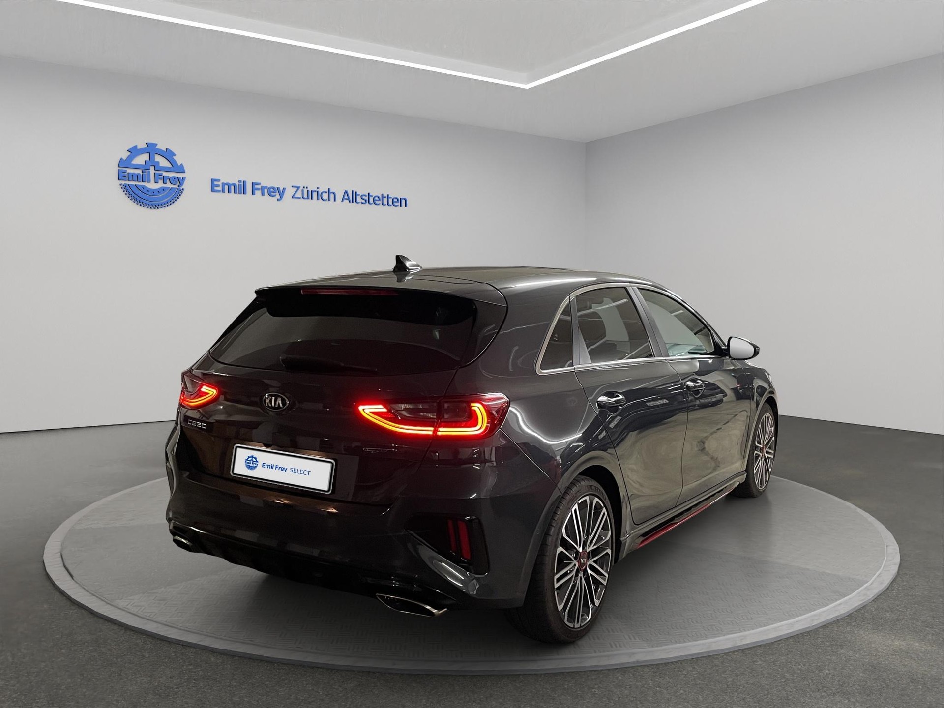 KIA Ceed 1.6 T-GDi GT-showroom-element-2