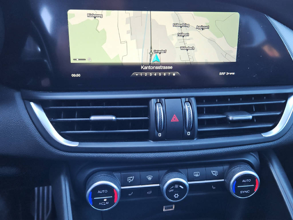 ALFA ROMEO Giulia 2.0 Q4 Veloce-image-7