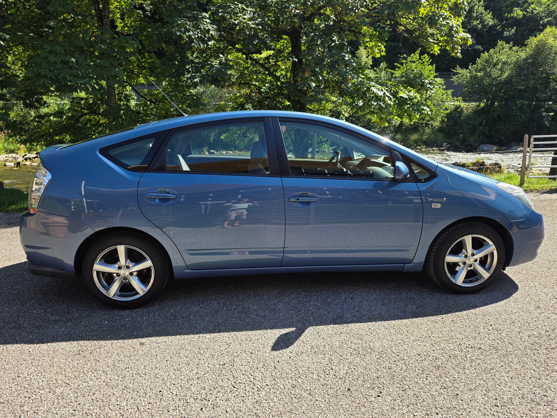 TOYOTA Prius 1.5 16V Hybrid ☆☆☆ Inklusive frischer MFK ☆☆☆-image-5
