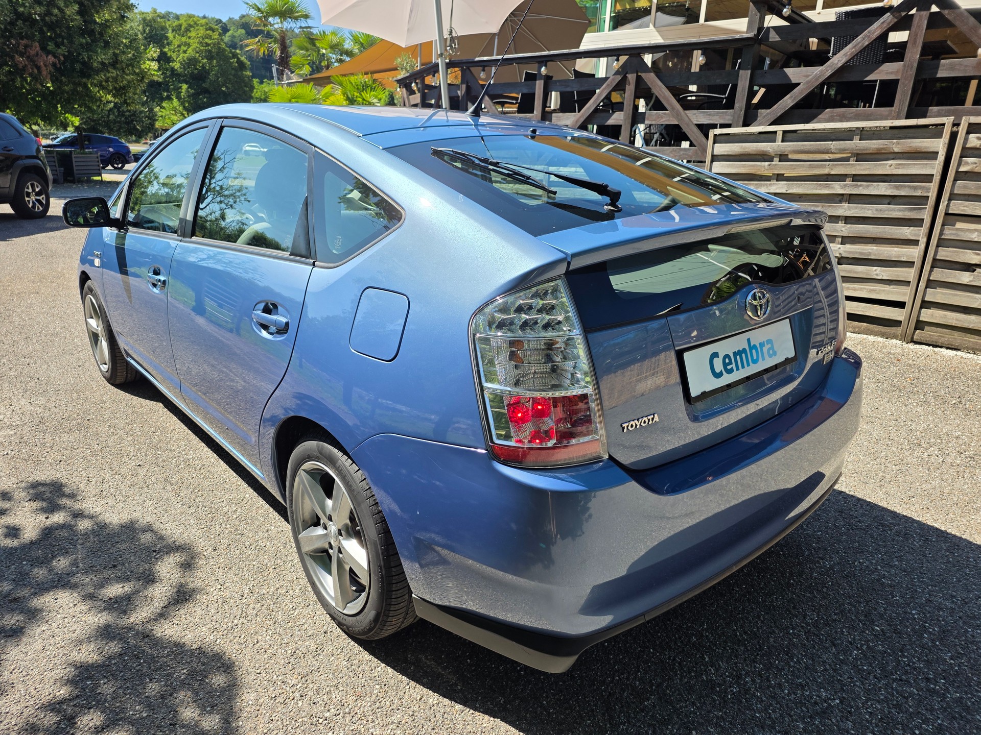 TOYOTA Prius 1.5 16V Hybrid ☆☆☆ Inklusive frischer MFK ☆☆☆-image-3