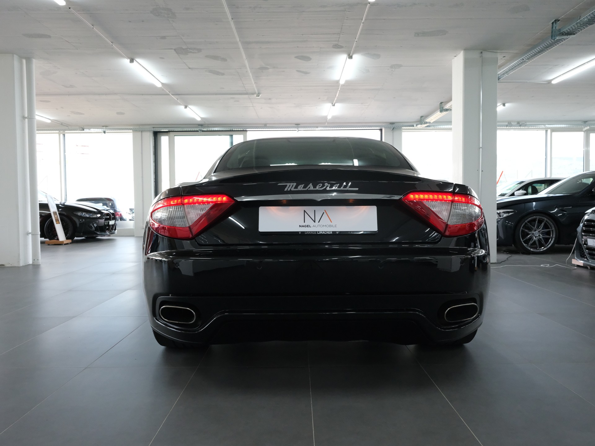 MASERATI GranTurismo S Cambiocorsa *Bose* *Sportabgassanlage* *Scheckheft gepflegt*-showroom-element-3