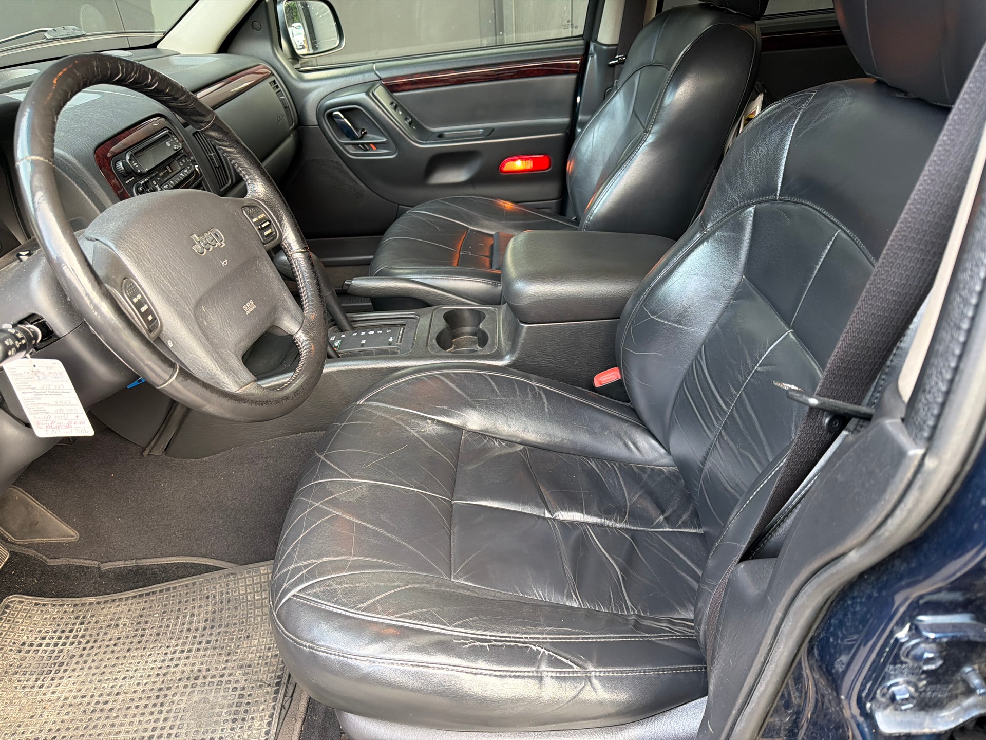 JEEP Grand Cherokee 4.7 V8 Limited Automatic 4X4-image-10