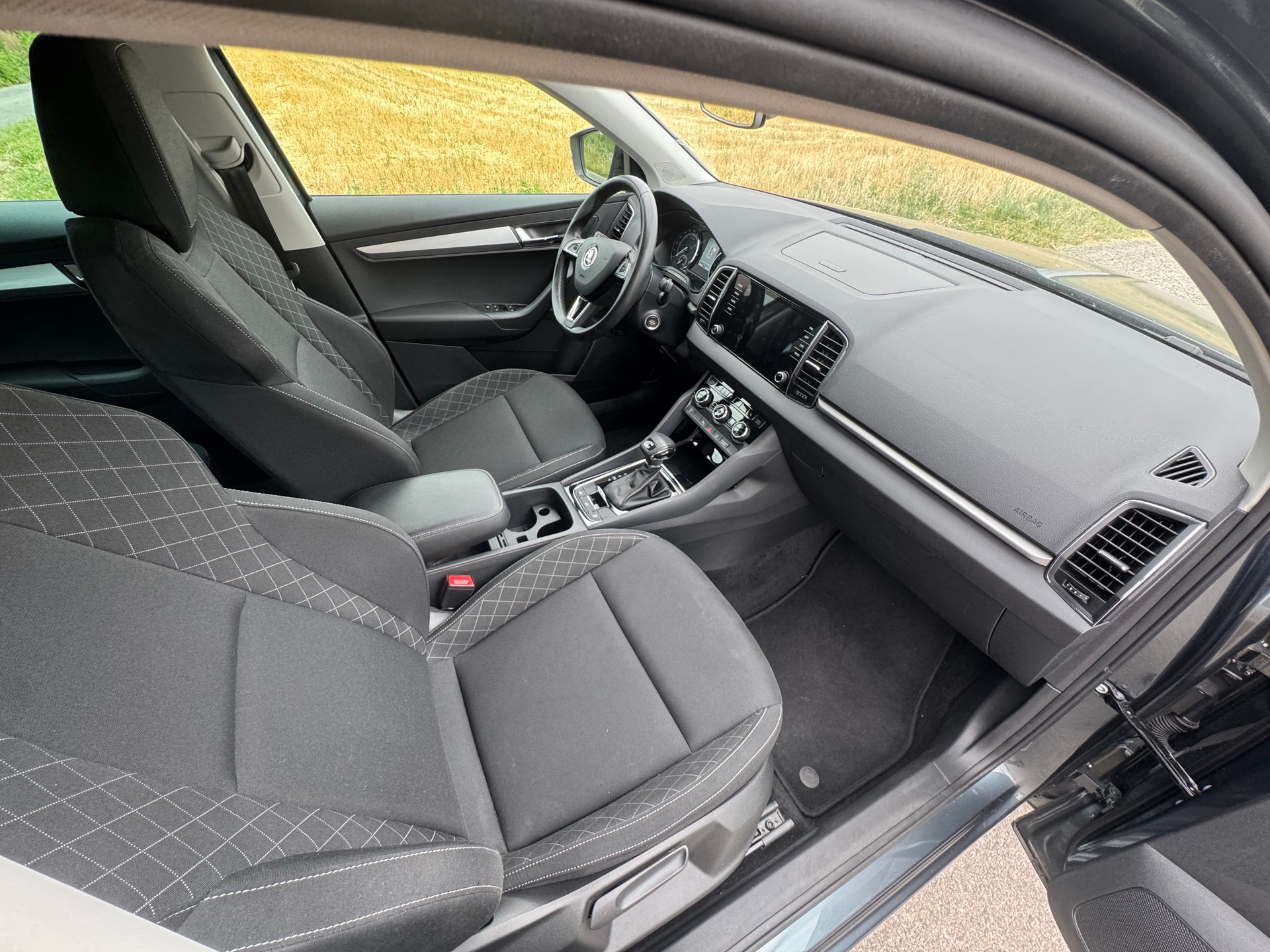 SKODA Karoq 2.0 TDI CR Ambition 4x4 DSG-image-14