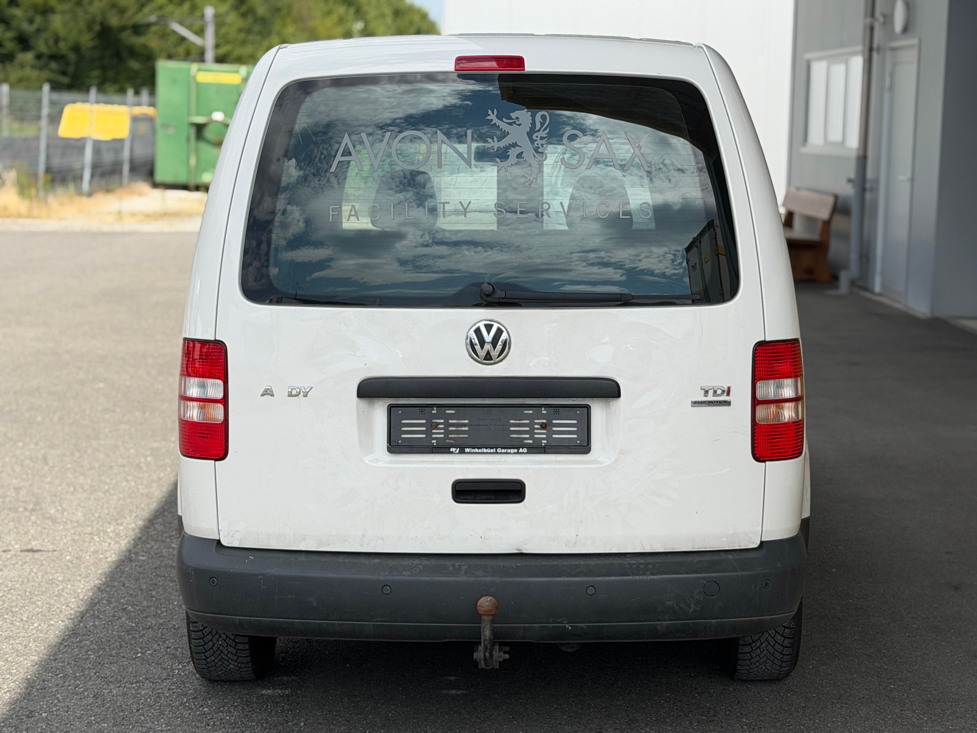 VW Caddy Maxi 1.6 TDI Blue Motion Technology-image-4