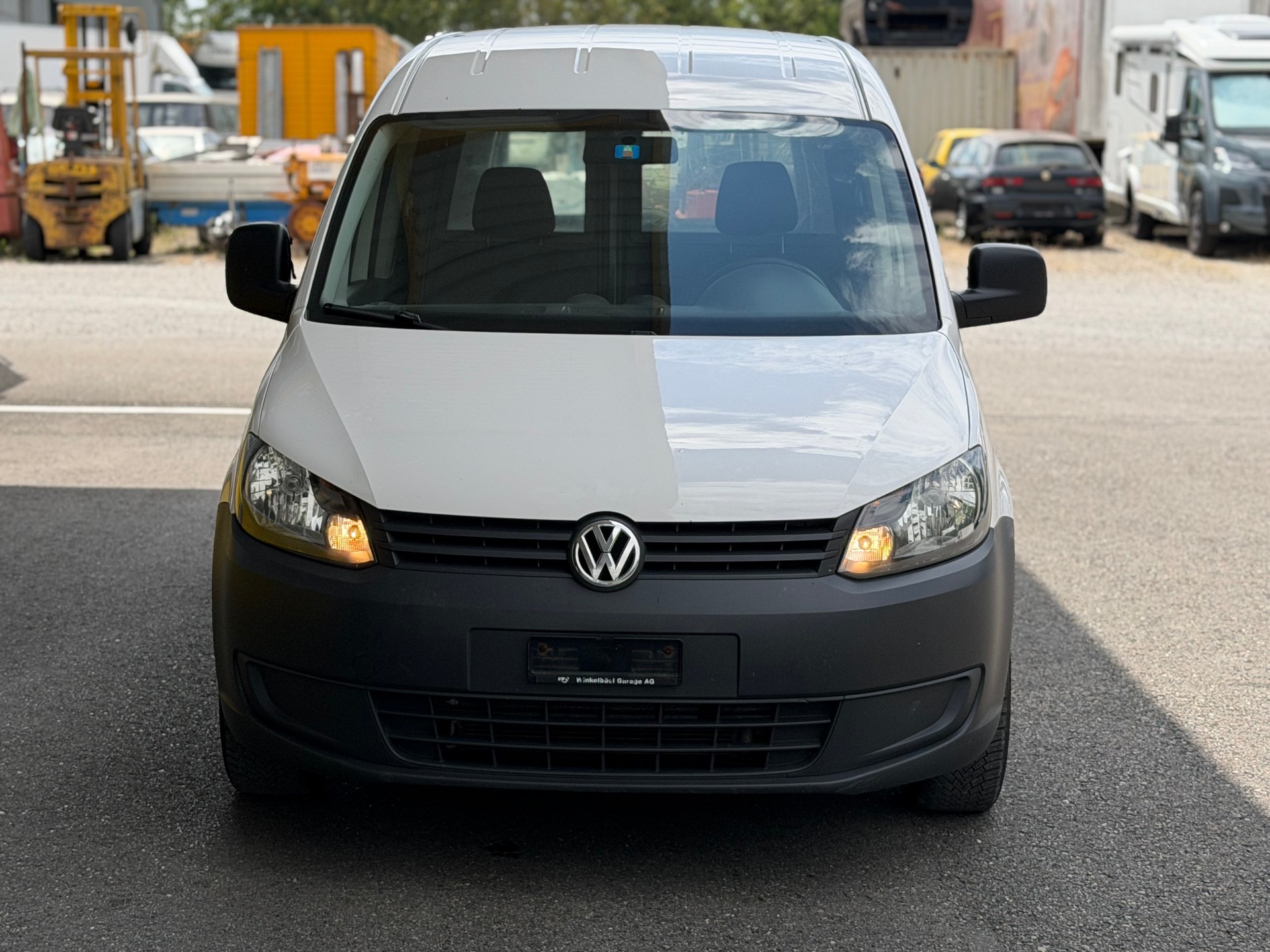VW Caddy Maxi 1.6 TDI Blue Motion Technology-image-1