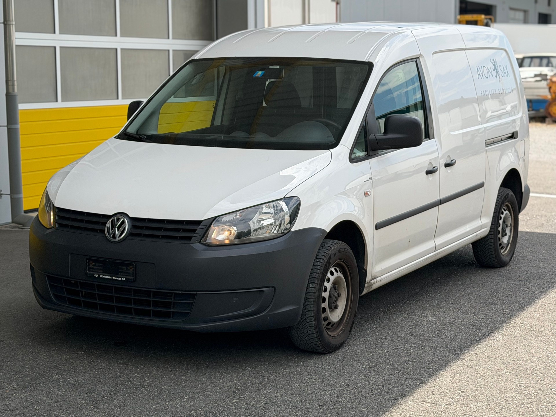 VW Caddy Maxi 1.6 TDI Blue Motion Technology-image-2