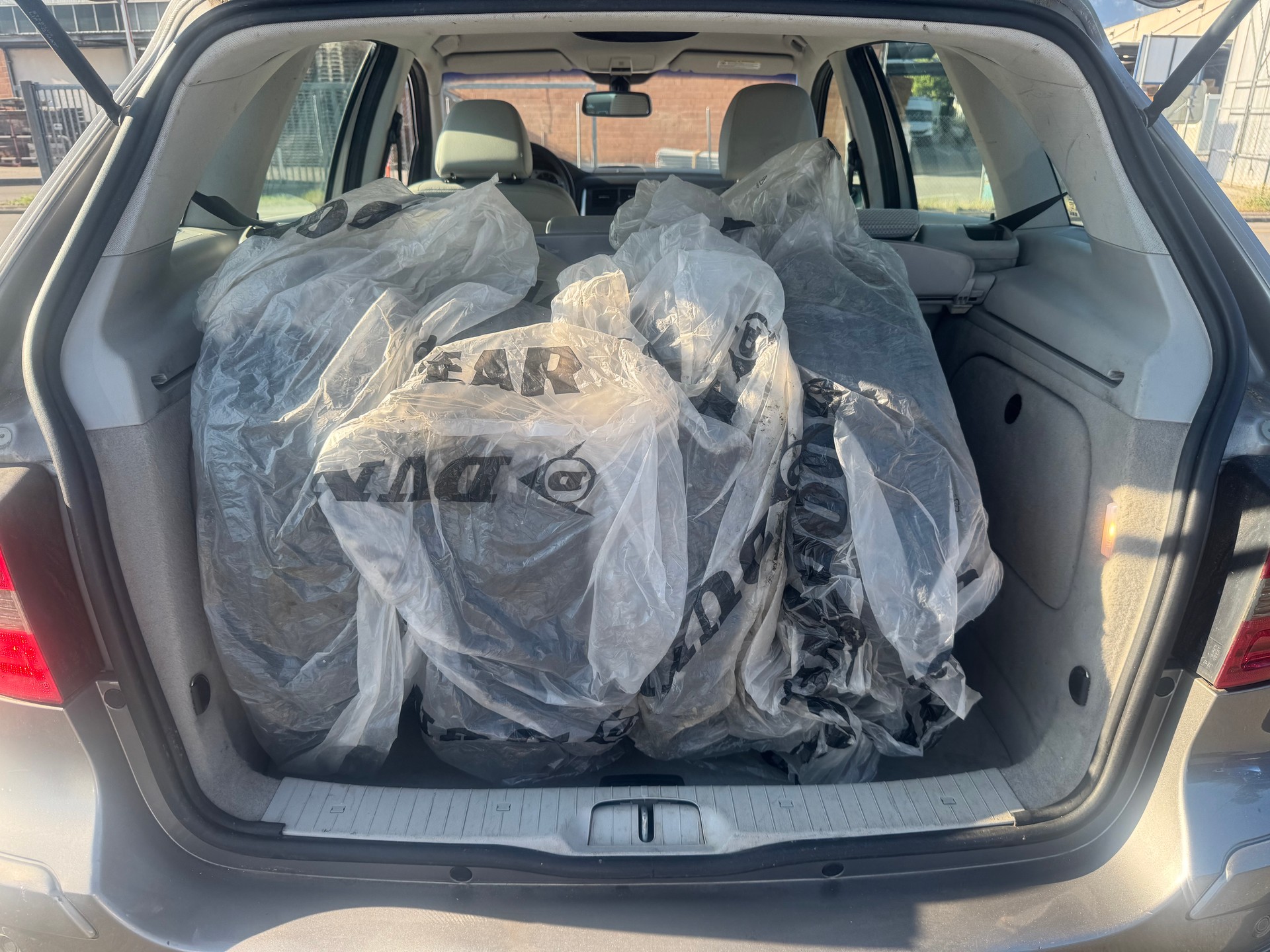 MERCEDES-BENZ B 200-image-8
