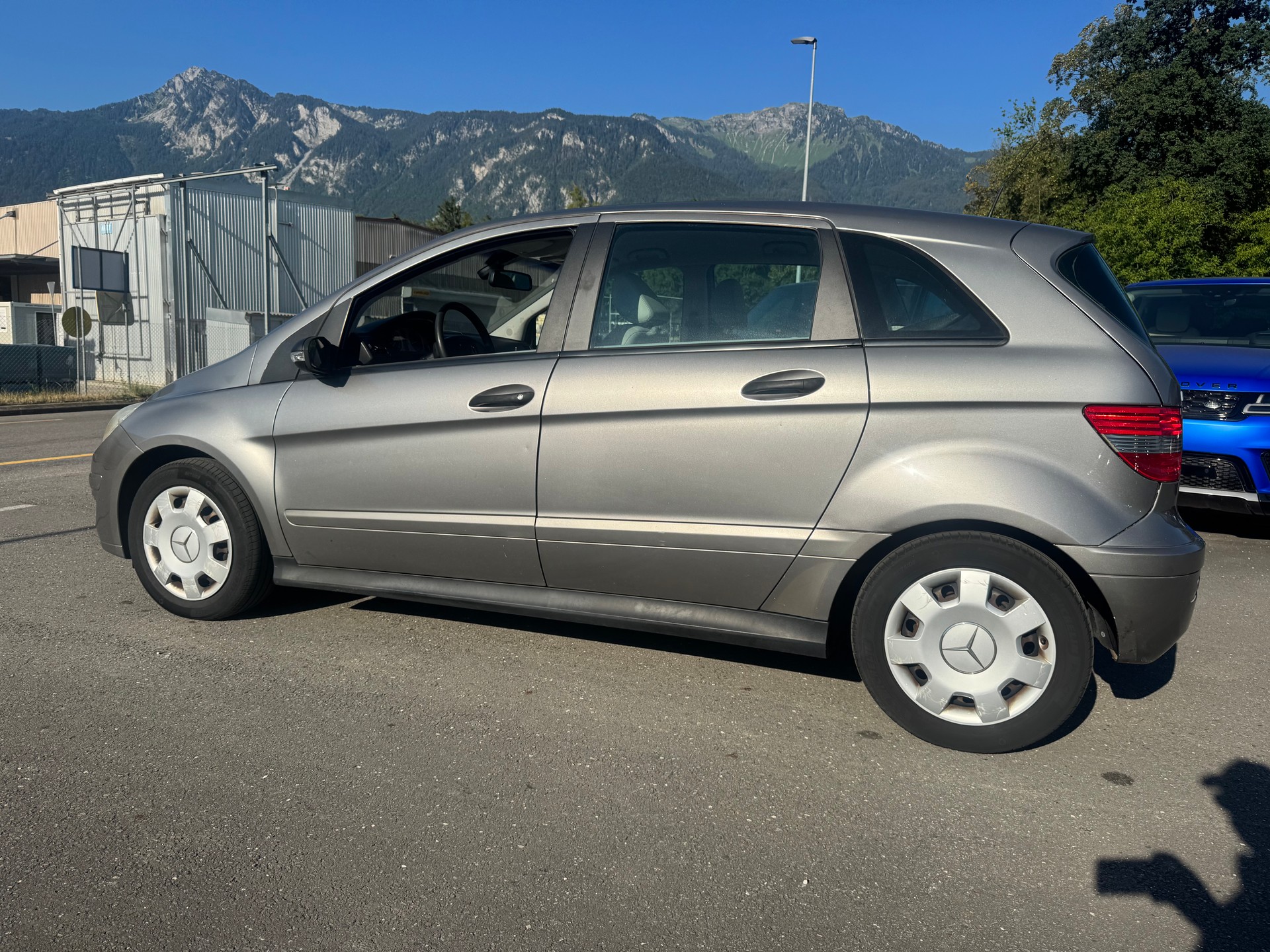 MERCEDES-BENZ B 200-image-7