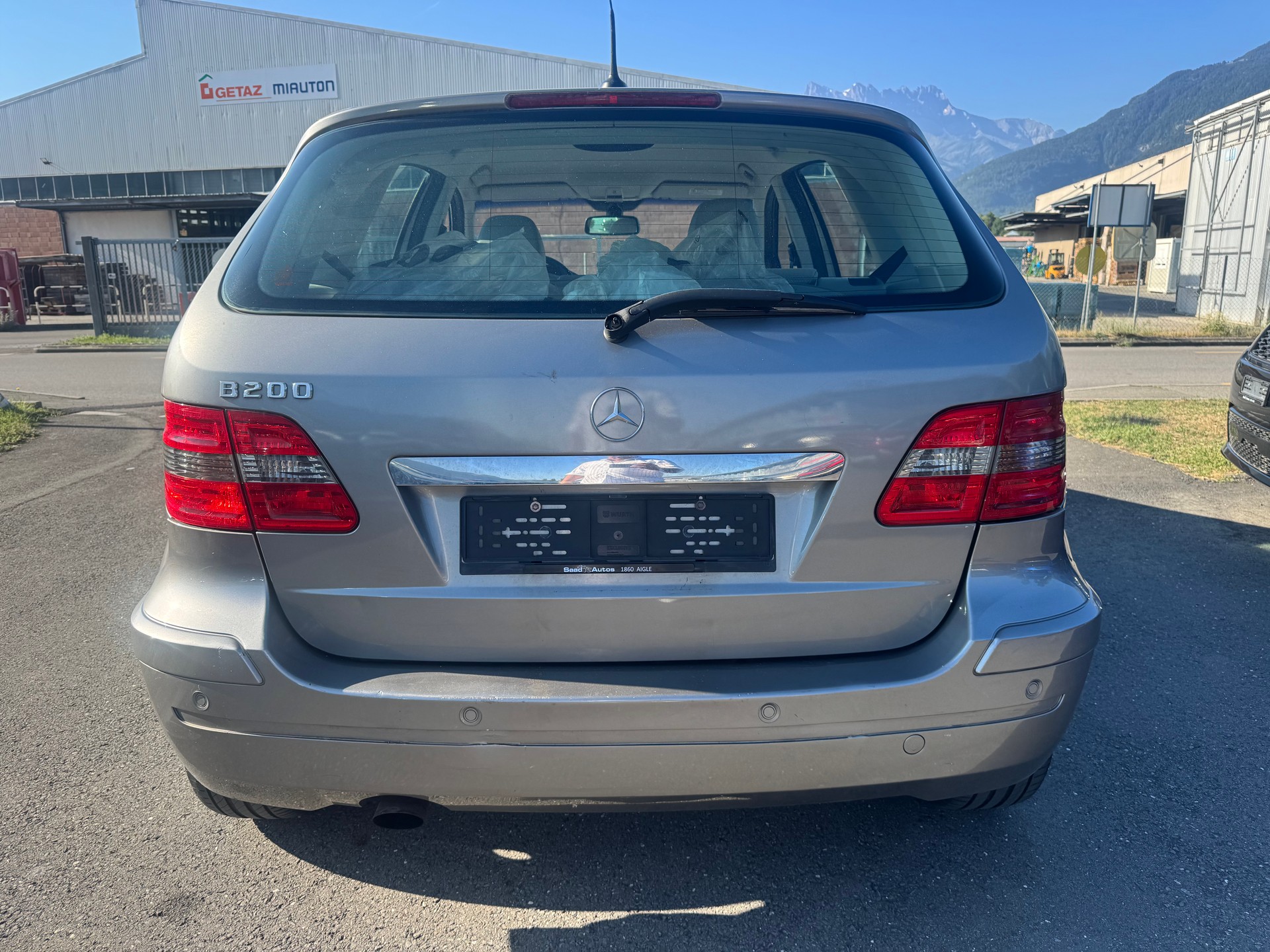 MERCEDES-BENZ B 200-image-5