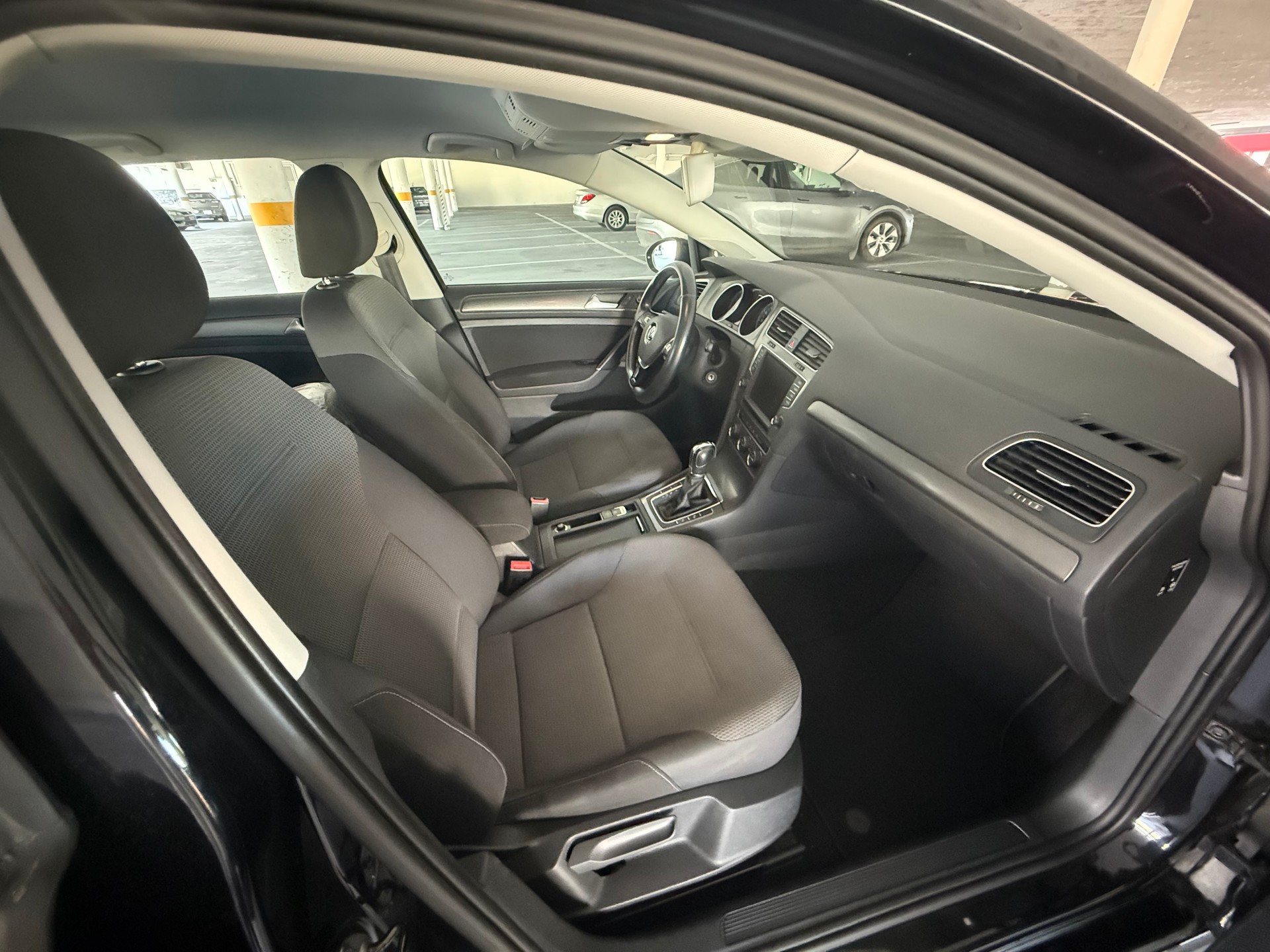 VW Golf 1.4 TSI Comfortline DSG-image-3