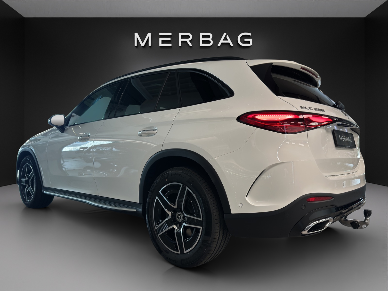 MERCEDES-BENZ GLC 200 4Matic 9G-Tronic-image-3